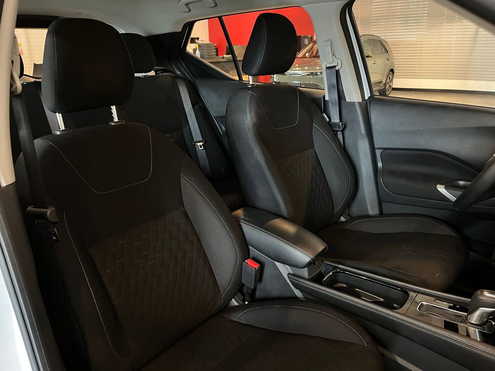 Thumbnail: 2024 Nissan Kicks - 34
