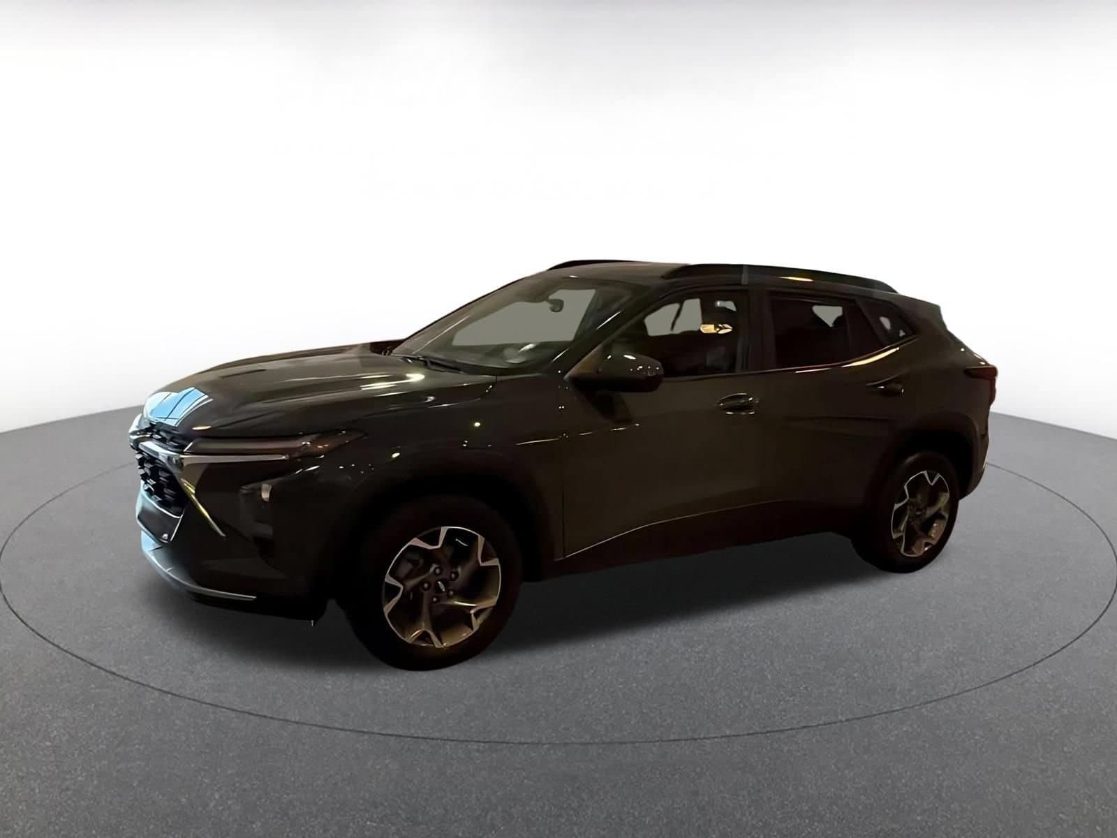 Thumbnail: 2025 Chevrolet Trax - 6