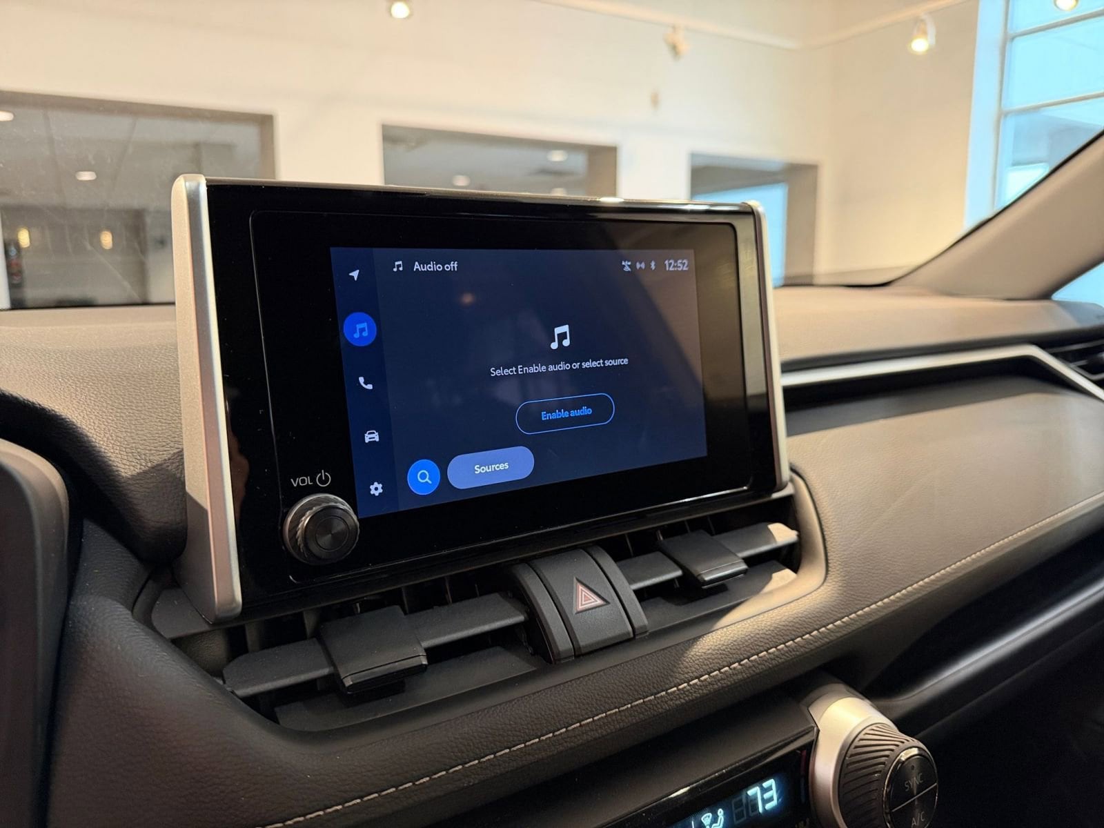 Thumbnail: 2025 Toyota RAV4 - 21