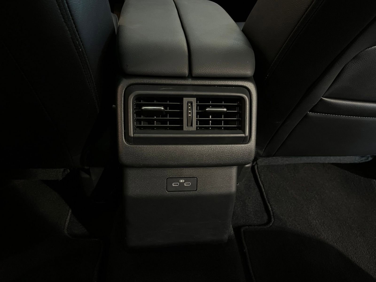 Thumbnail: 2025 Mazda CX-50 - 24