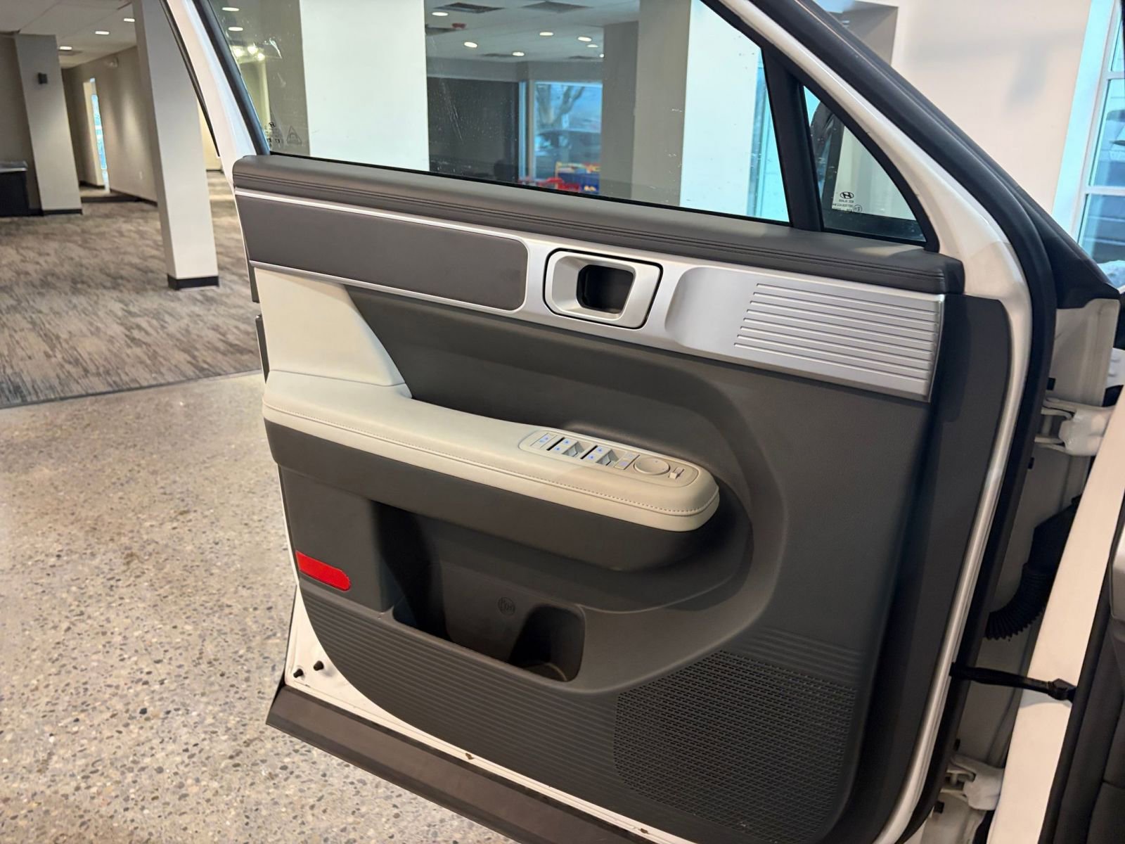 Thumbnail: 2025 Hyundai Santa Fe - 18