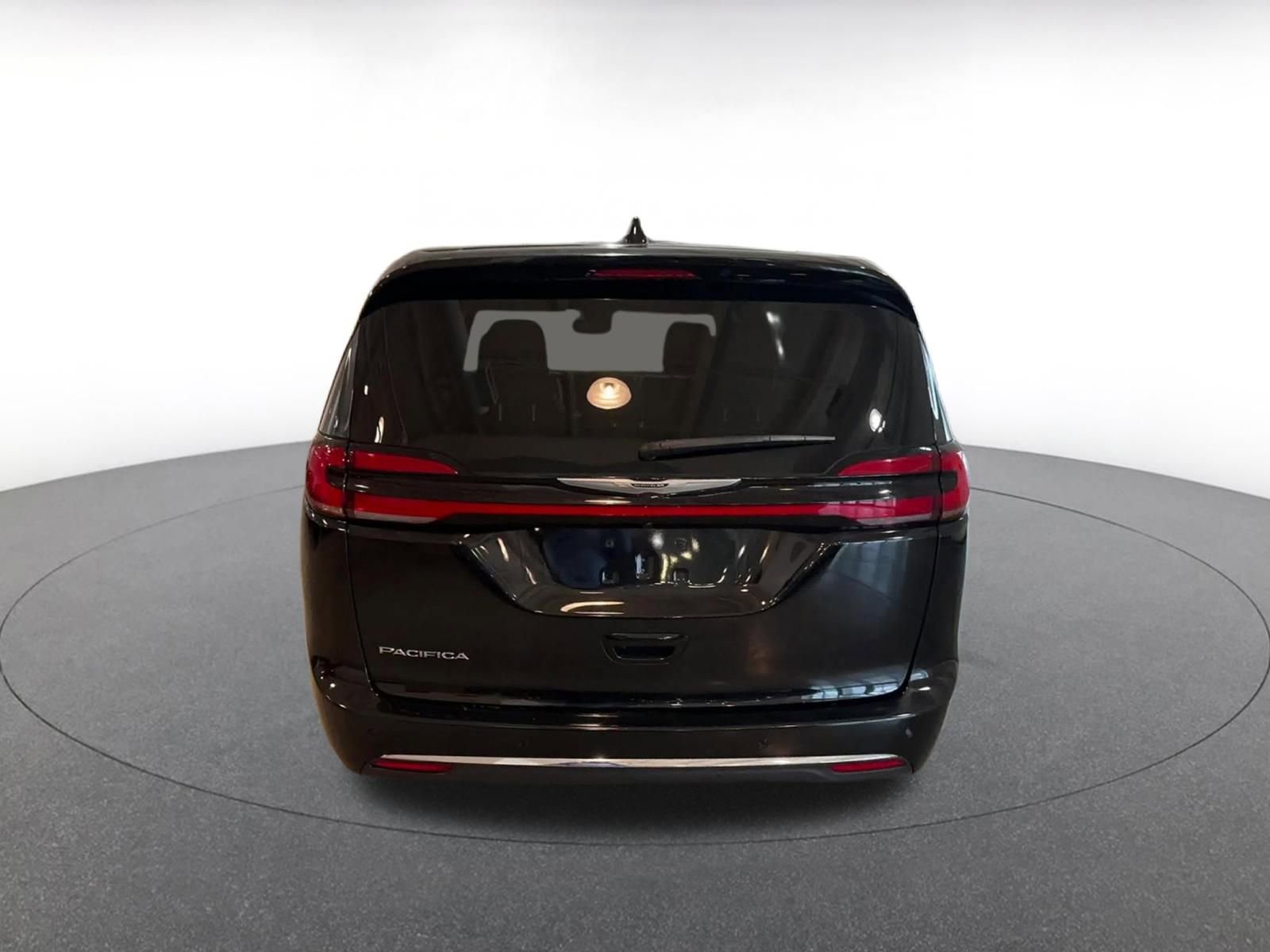 Thumbnail: 2025 Chrysler Pacifica - 12