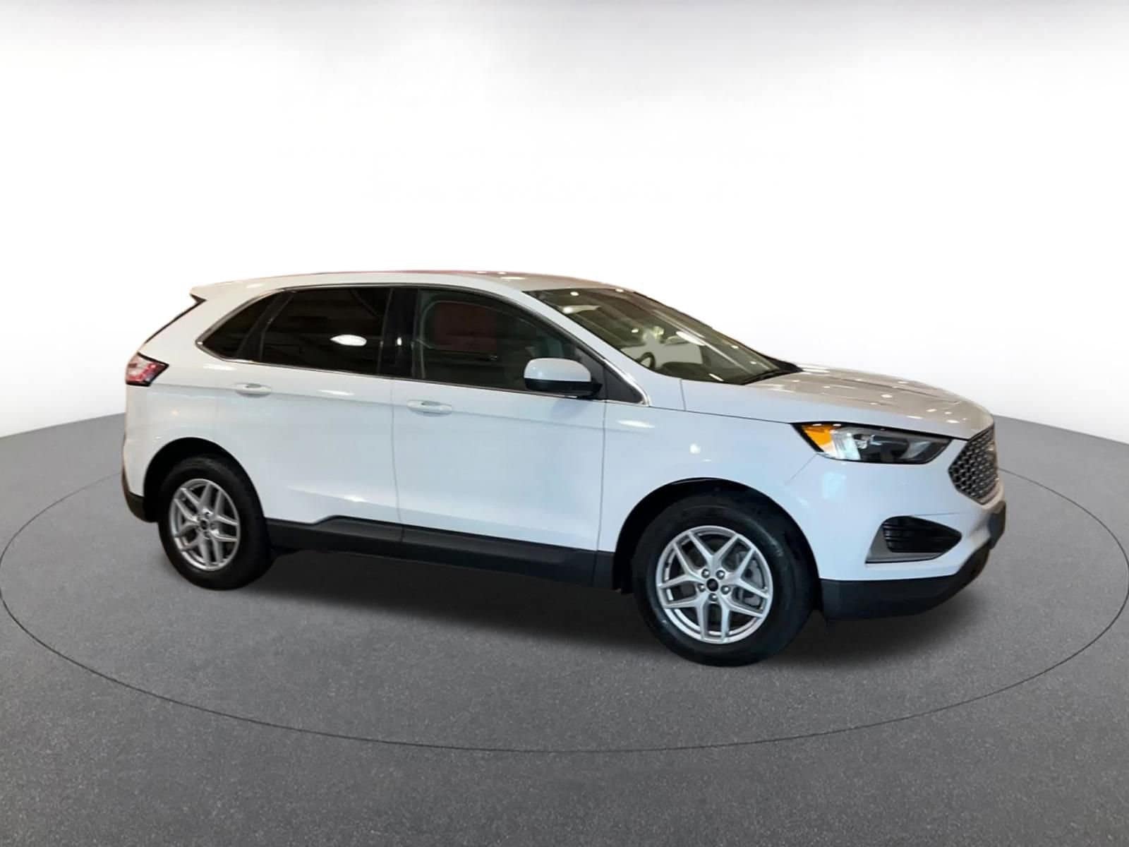 Thumbnail: 2024 Ford Edge - 2