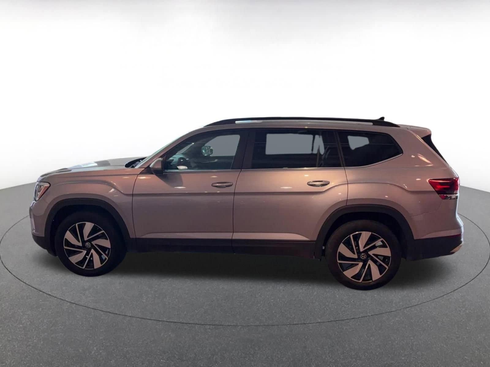 Thumbnail: 2025 Volkswagen Atlas - 9