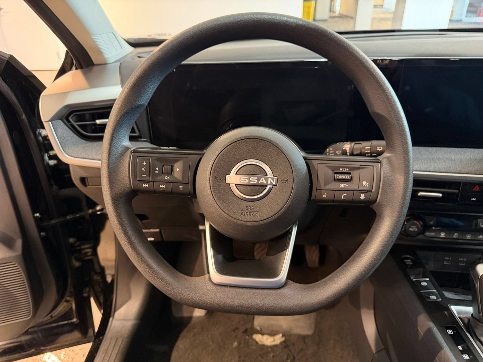Thumbnail: 2026 Nissan Kicks - 22