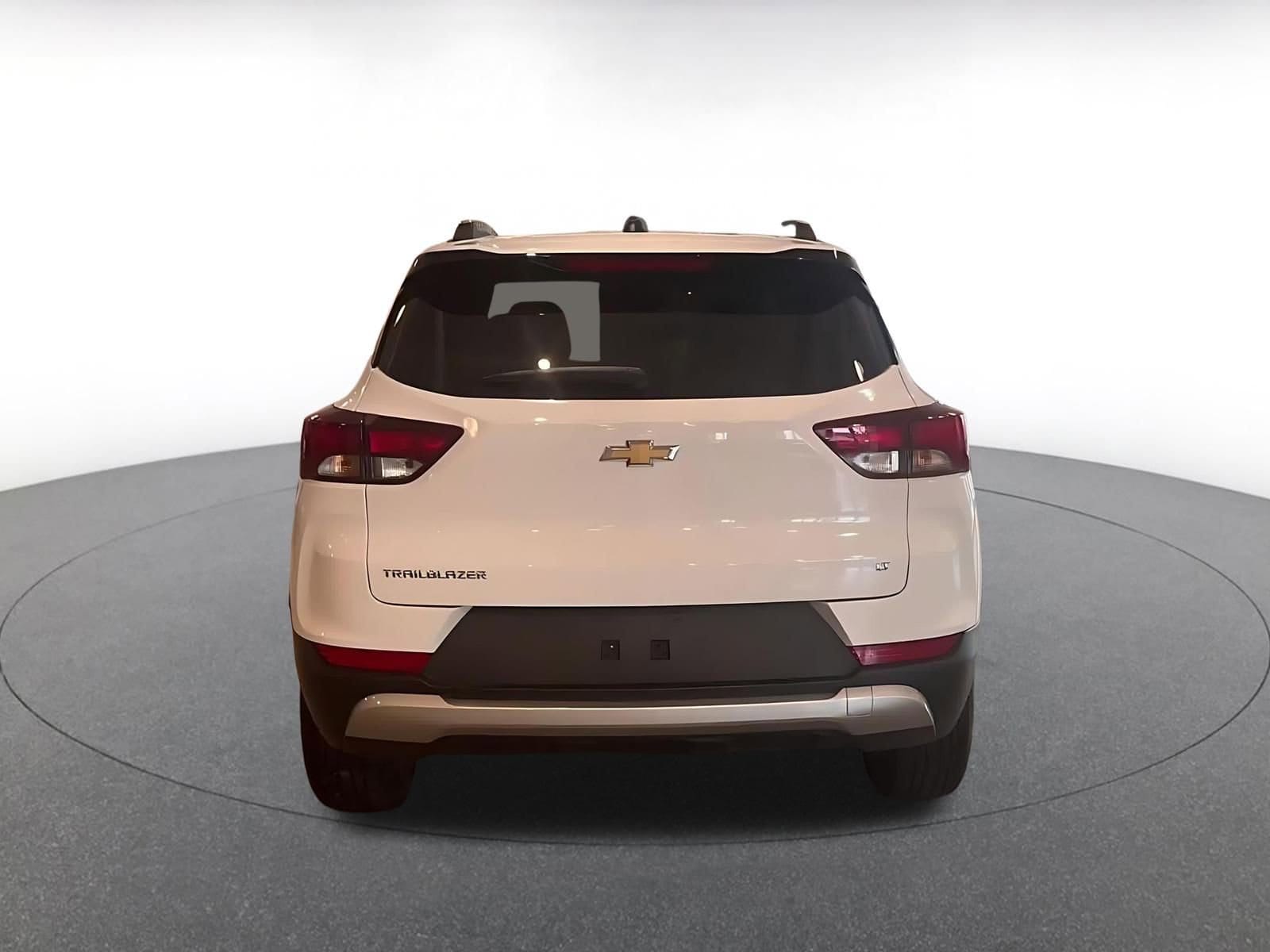 Thumbnail: 2025 Chevrolet TrailBlazer - 12