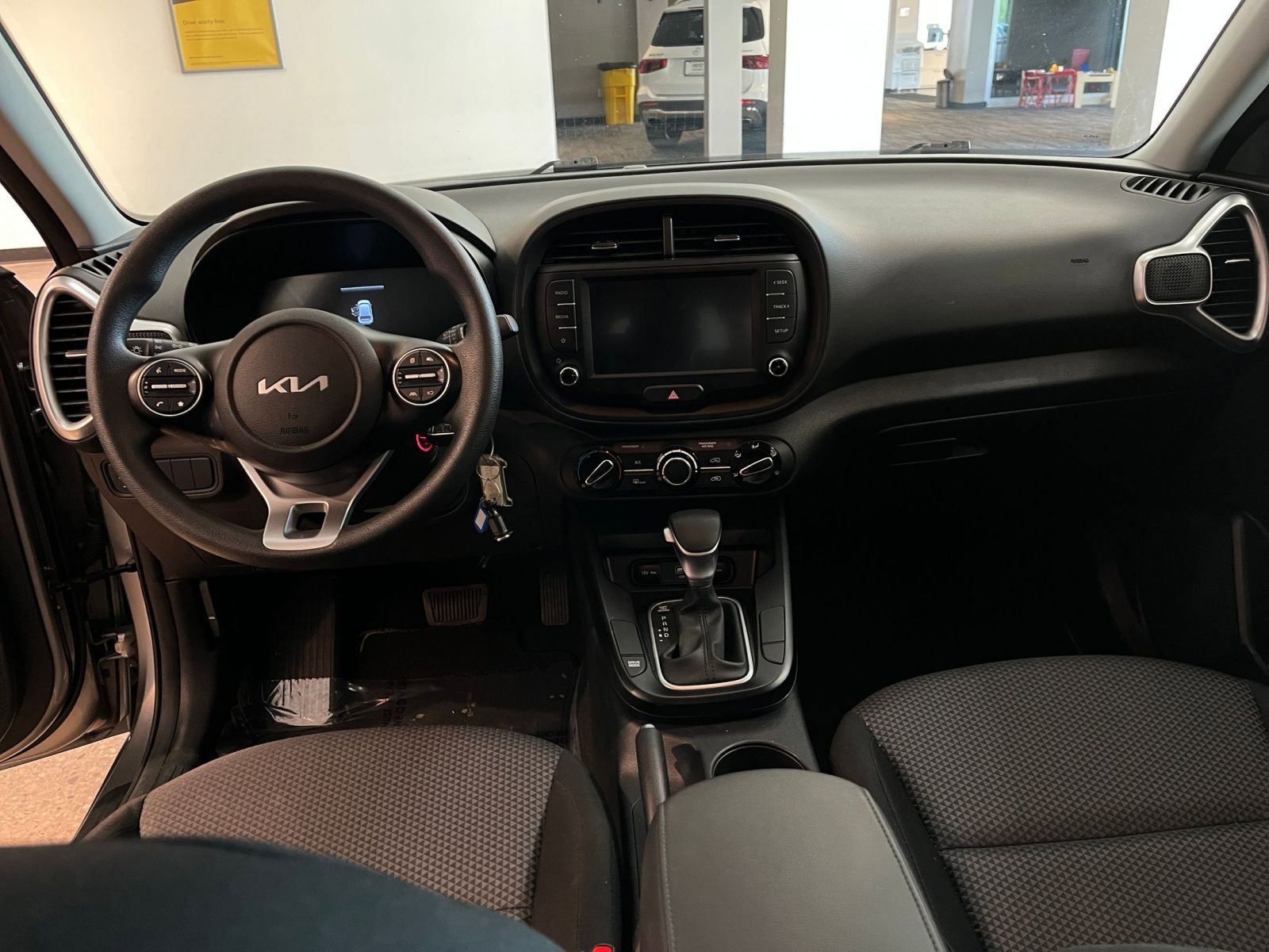 Thumbnail: 2025 Kia Soul - 32