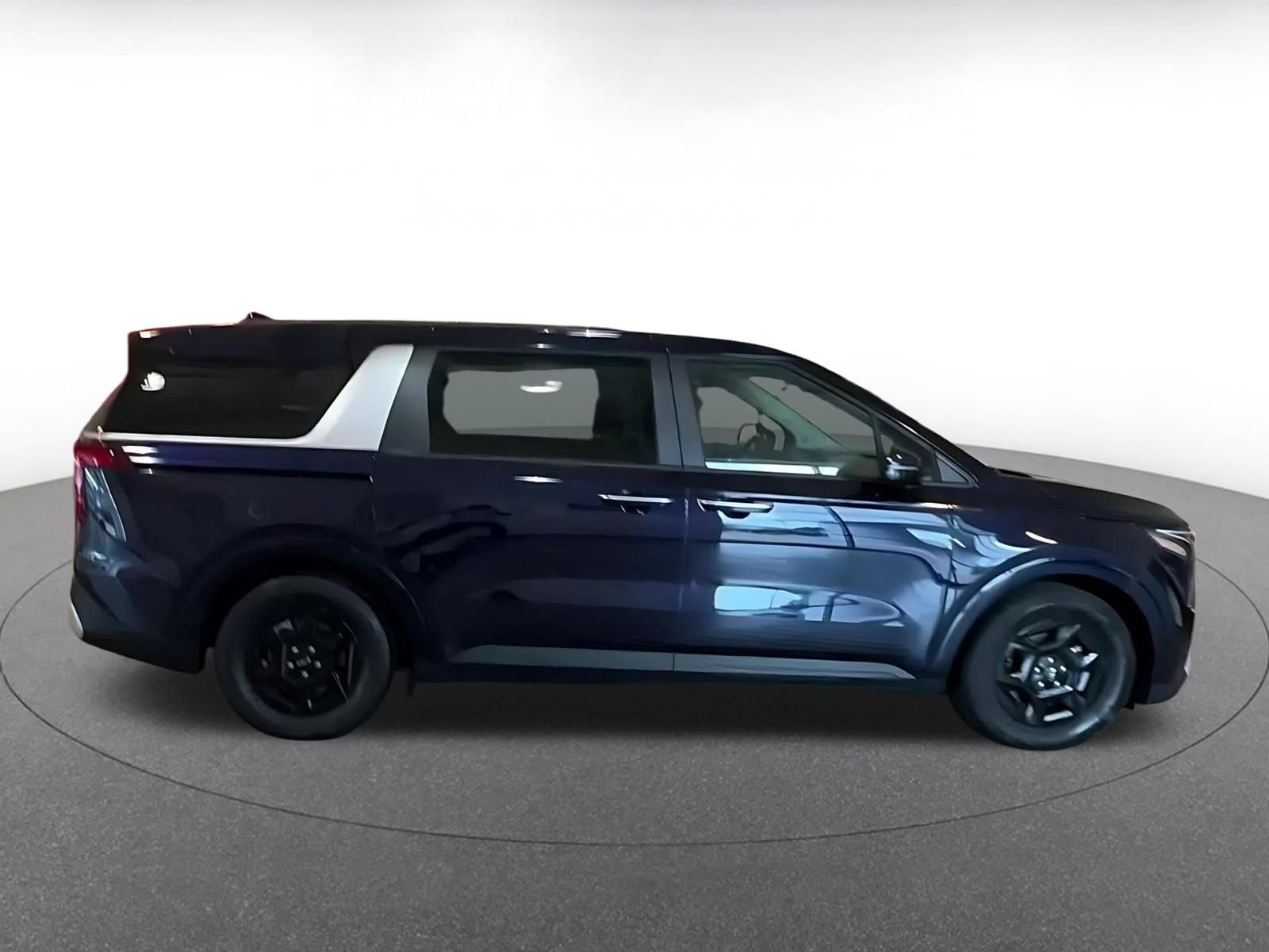 Thumbnail: 2026 Kia Carnival - 14