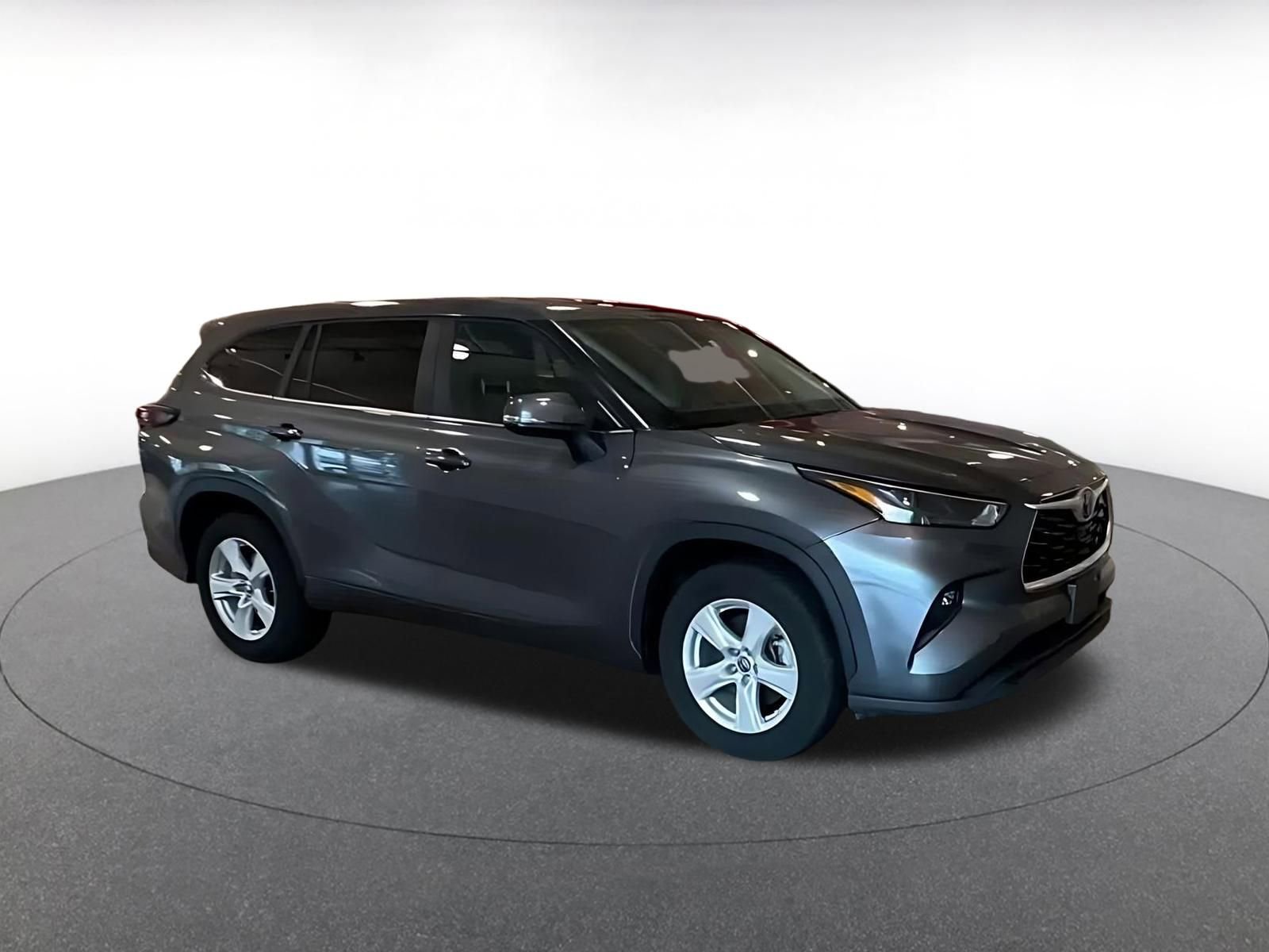 Thumbnail: 2025 Toyota Highlander - 2