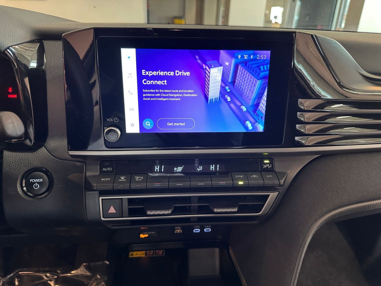 Thumbnail: 2025 Toyota Camry - 17