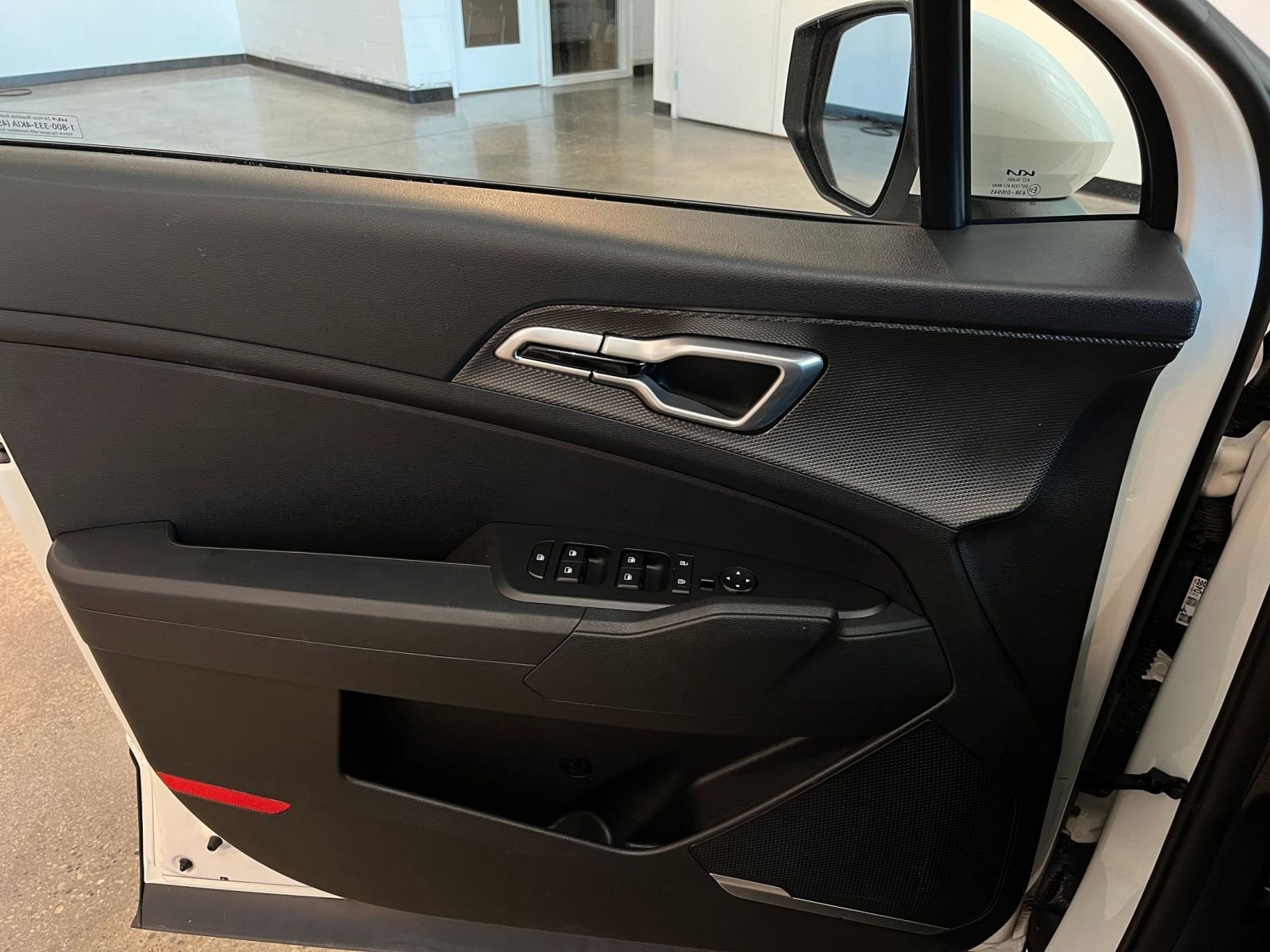 Thumbnail: 2024 Kia Sportage - 20