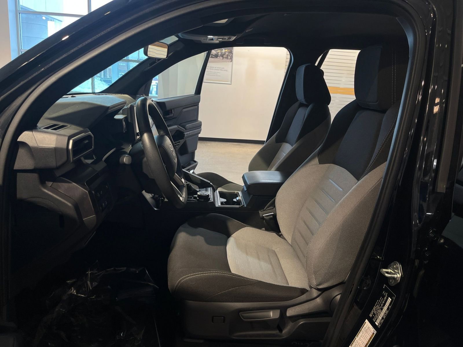 Thumbnail: 2025 Toyota 4Runner - 28