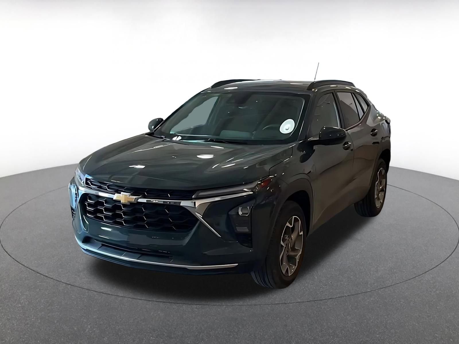 Thumbnail: 2025 Chevrolet Trax - 7