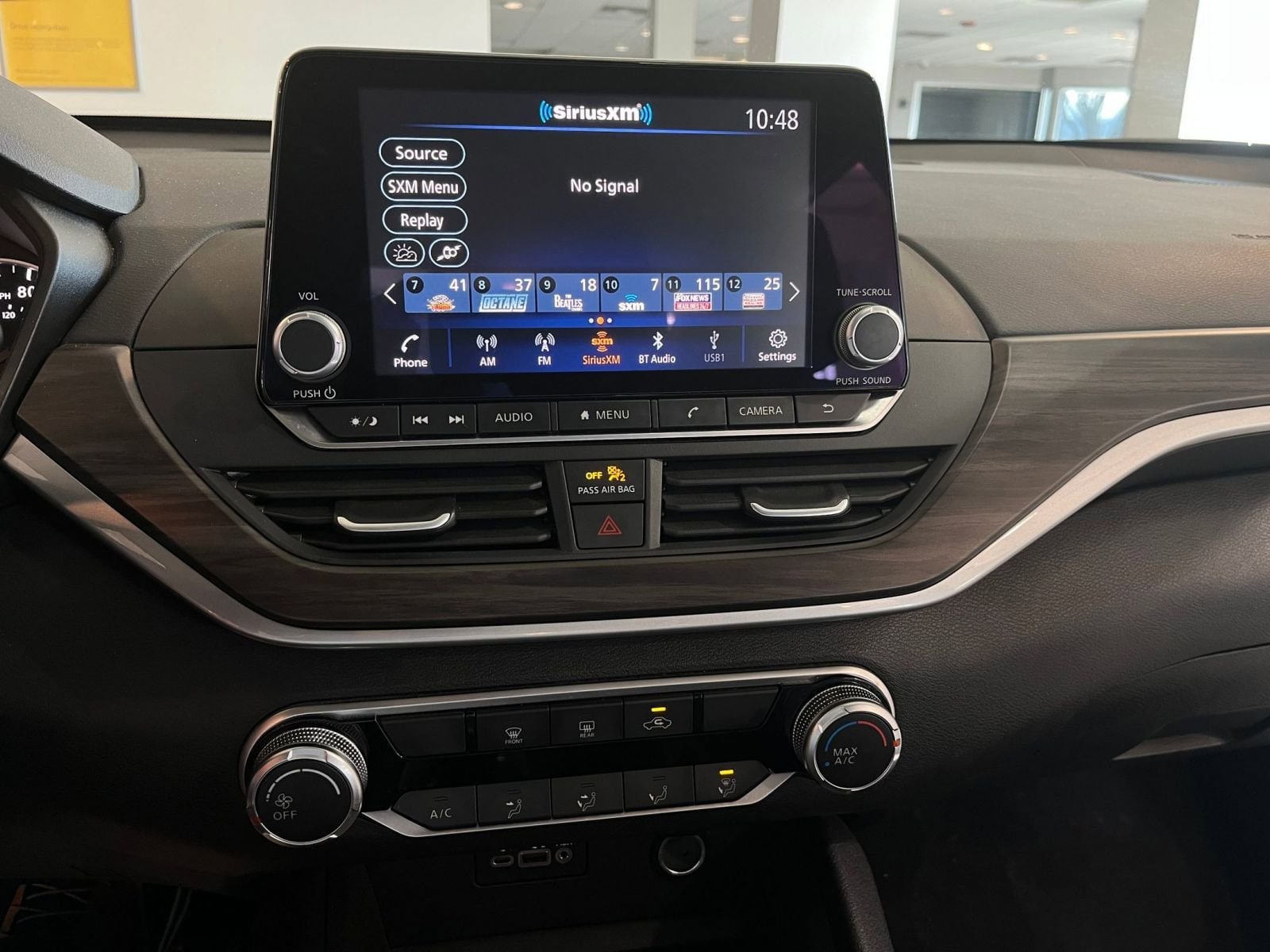 Thumbnail: 2025 Nissan Altima - 17