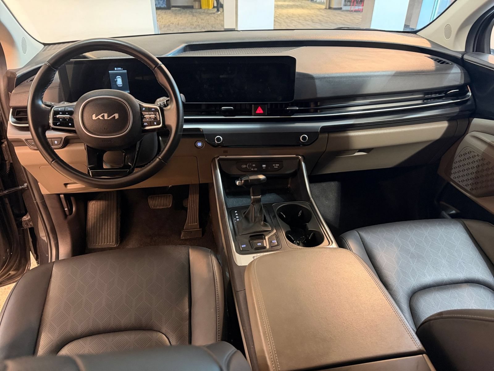 Thumbnail: 2026 Kia Carnival - 35