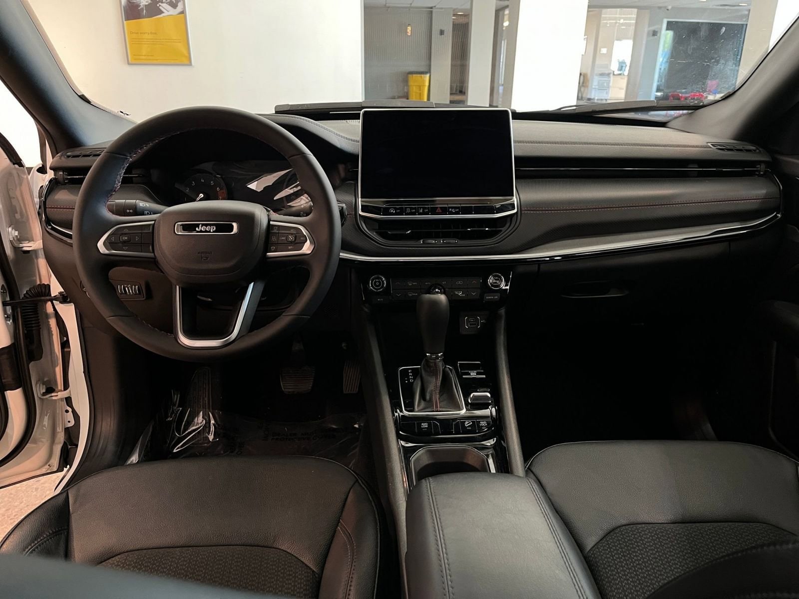 Thumbnail: 2025 Jeep Compass - 33