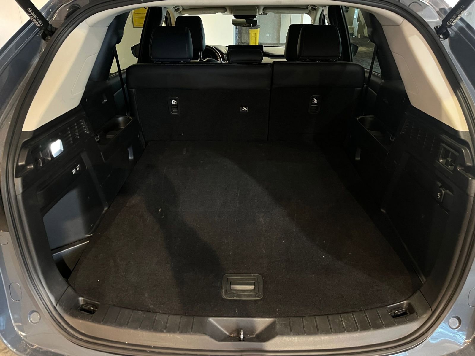 Thumbnail: 2025 Mazda CX-70 - 33