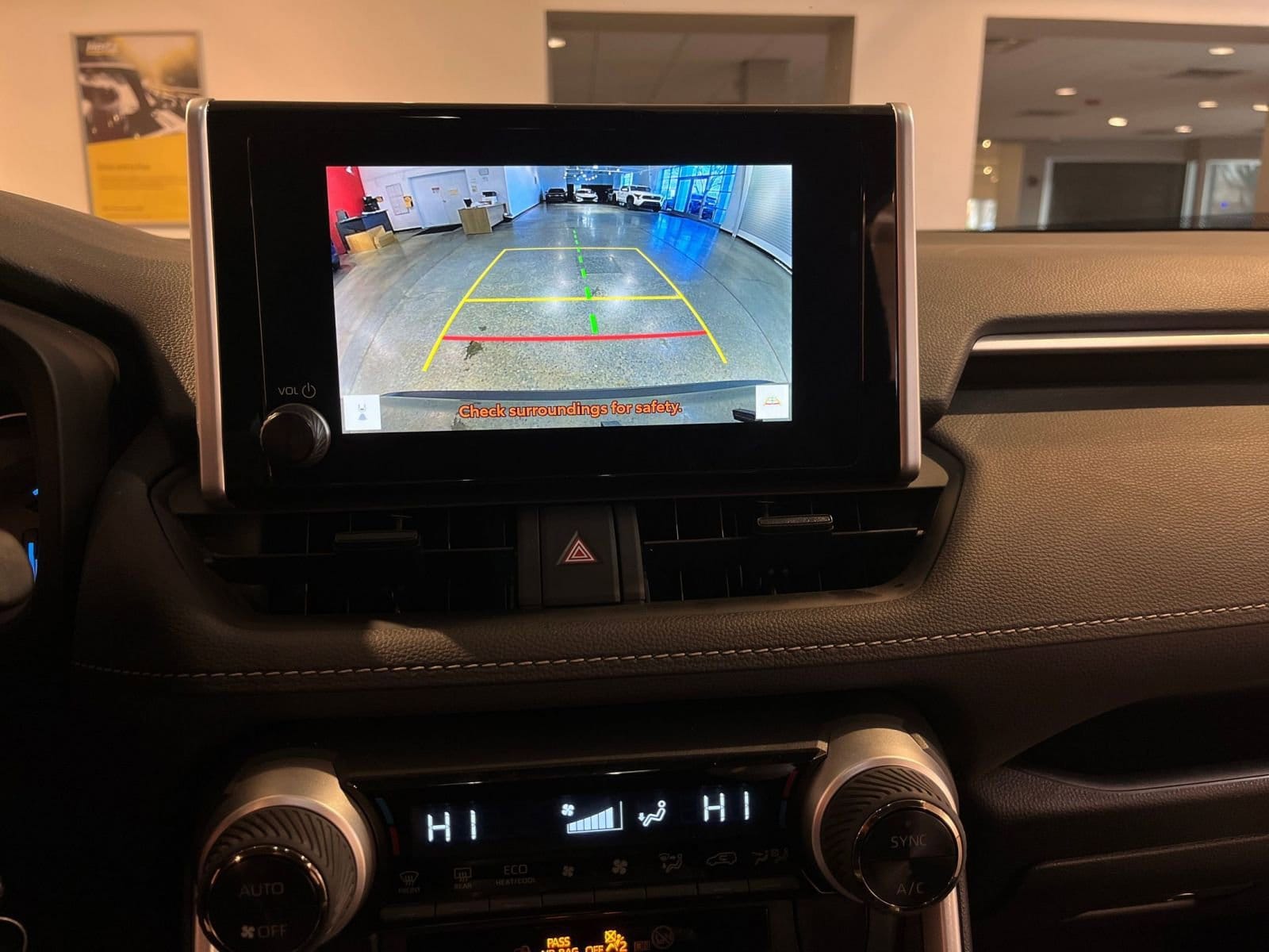 Thumbnail: 2025 Toyota RAV4 - 17