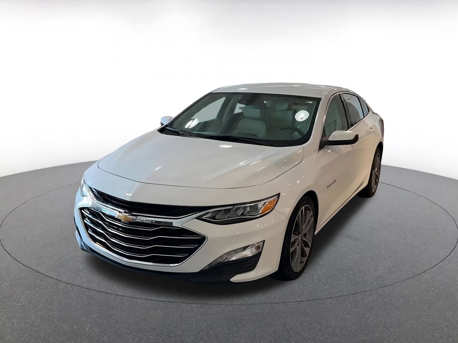 Thumbnail: 2024 Chevrolet Malibu - 7