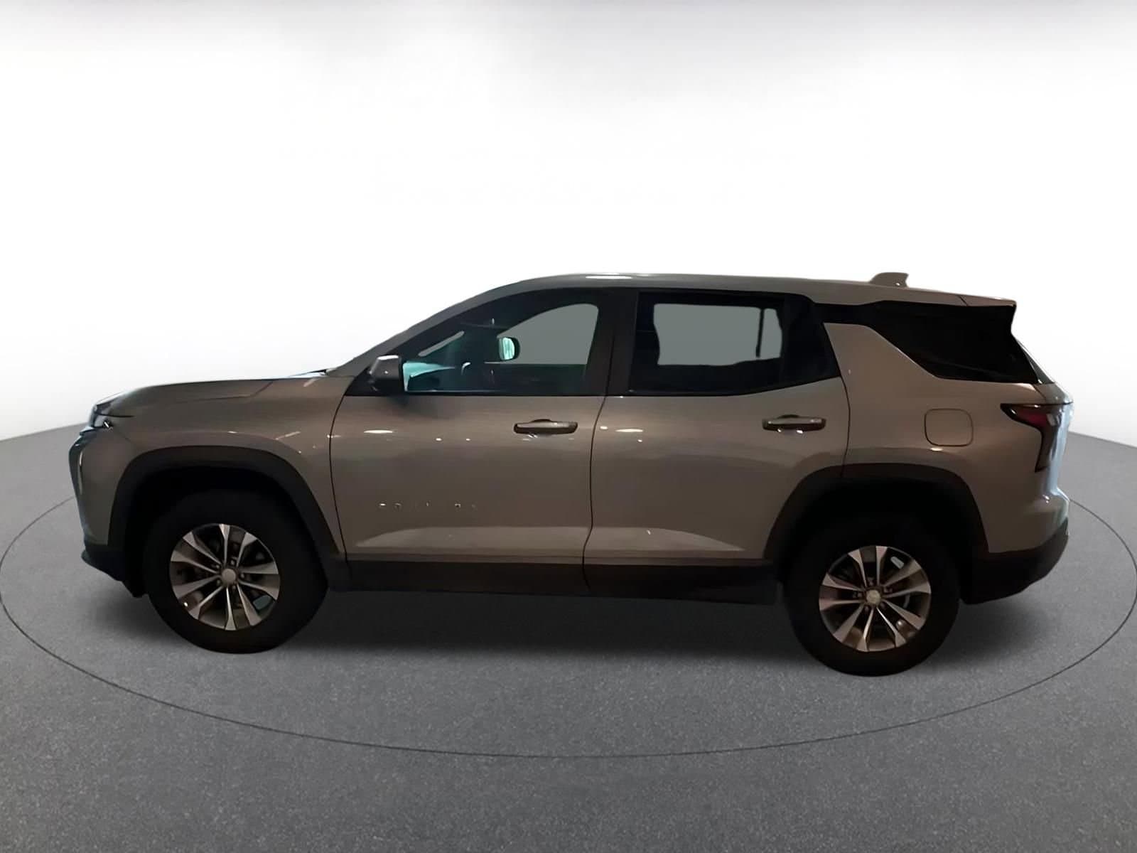 Thumbnail: 2025 Chevrolet Equinox - 9