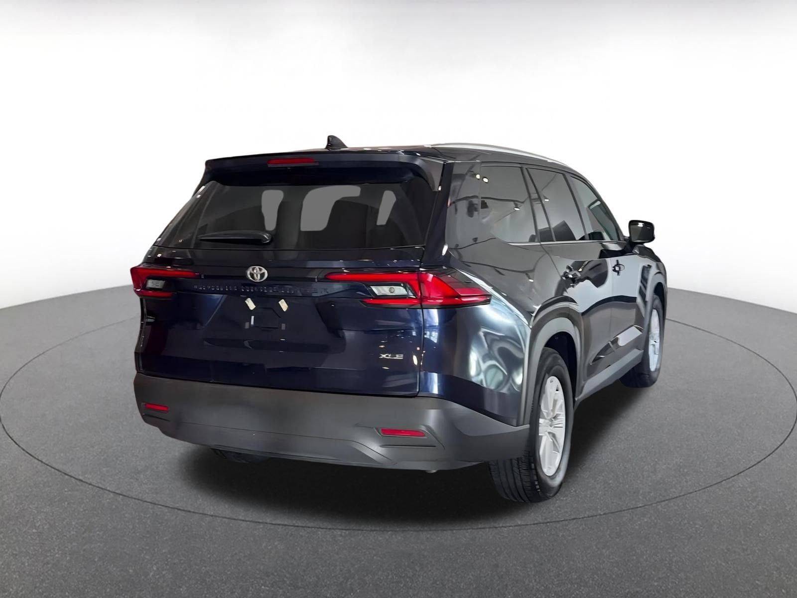 Thumbnail: 2025 Toyota Grand Highlander - 16