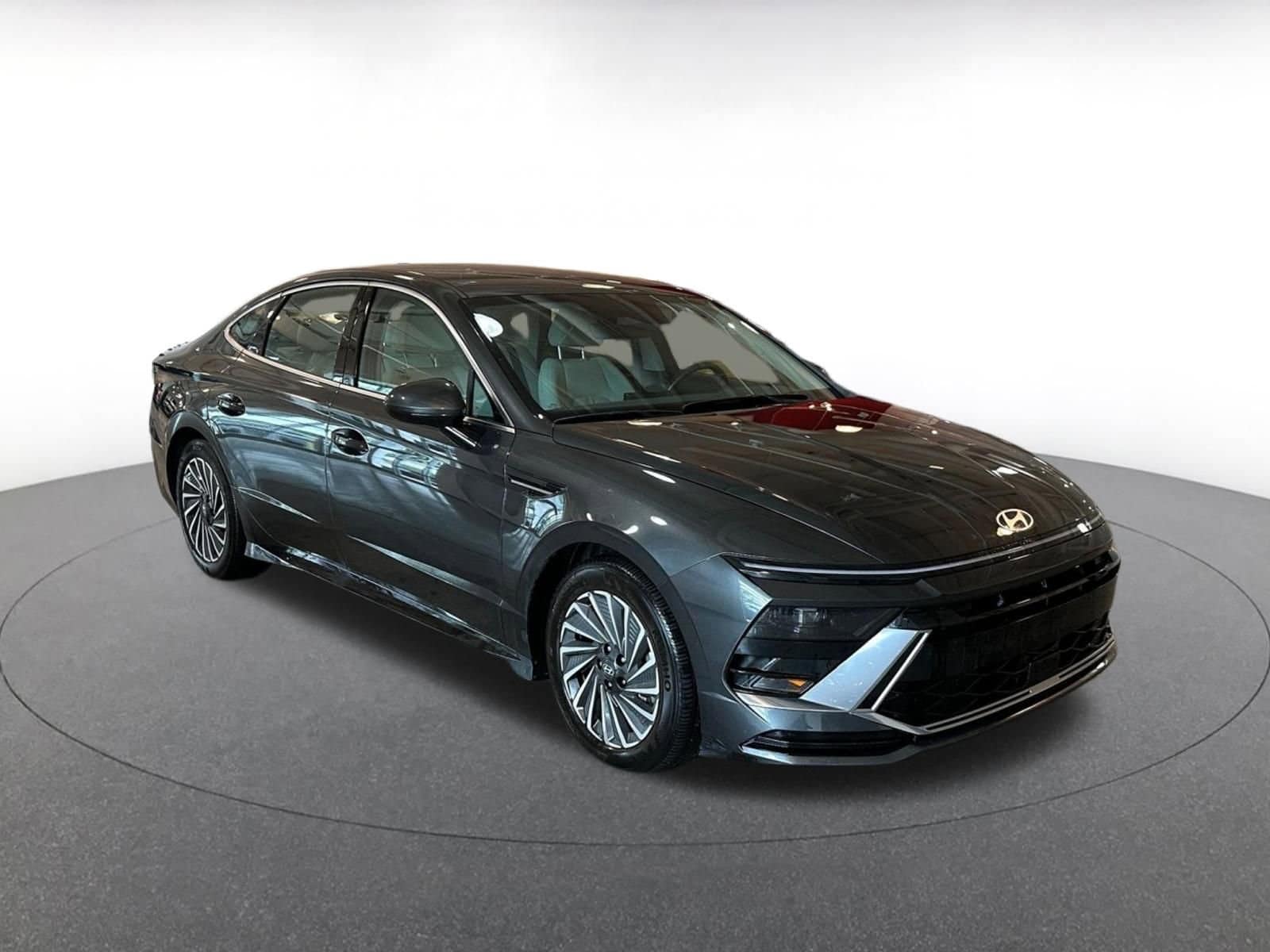 Thumbnail: 2025 Hyundai Sonata - 1