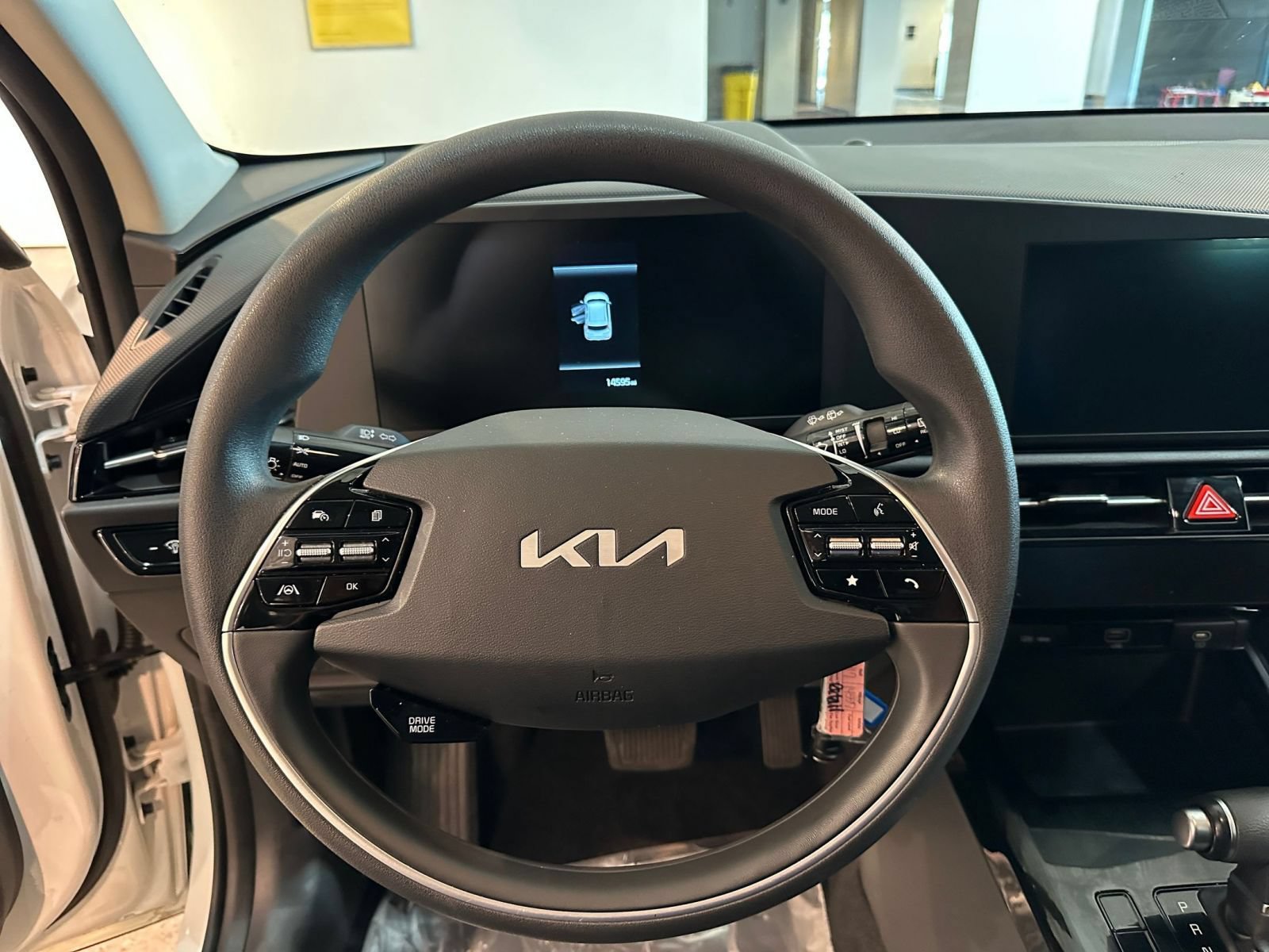 Thumbnail: 2026 Kia Niro - 27