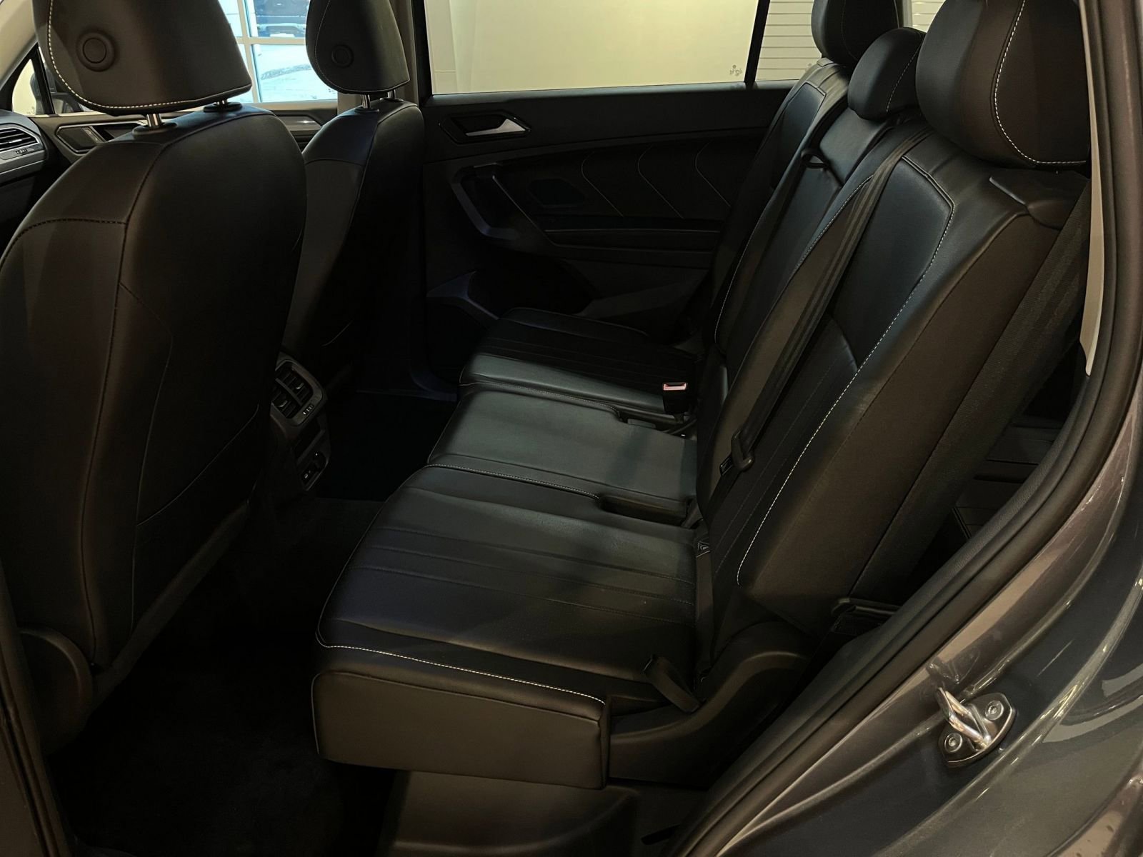 Thumbnail: 2024 Volkswagen Tiguan - 27