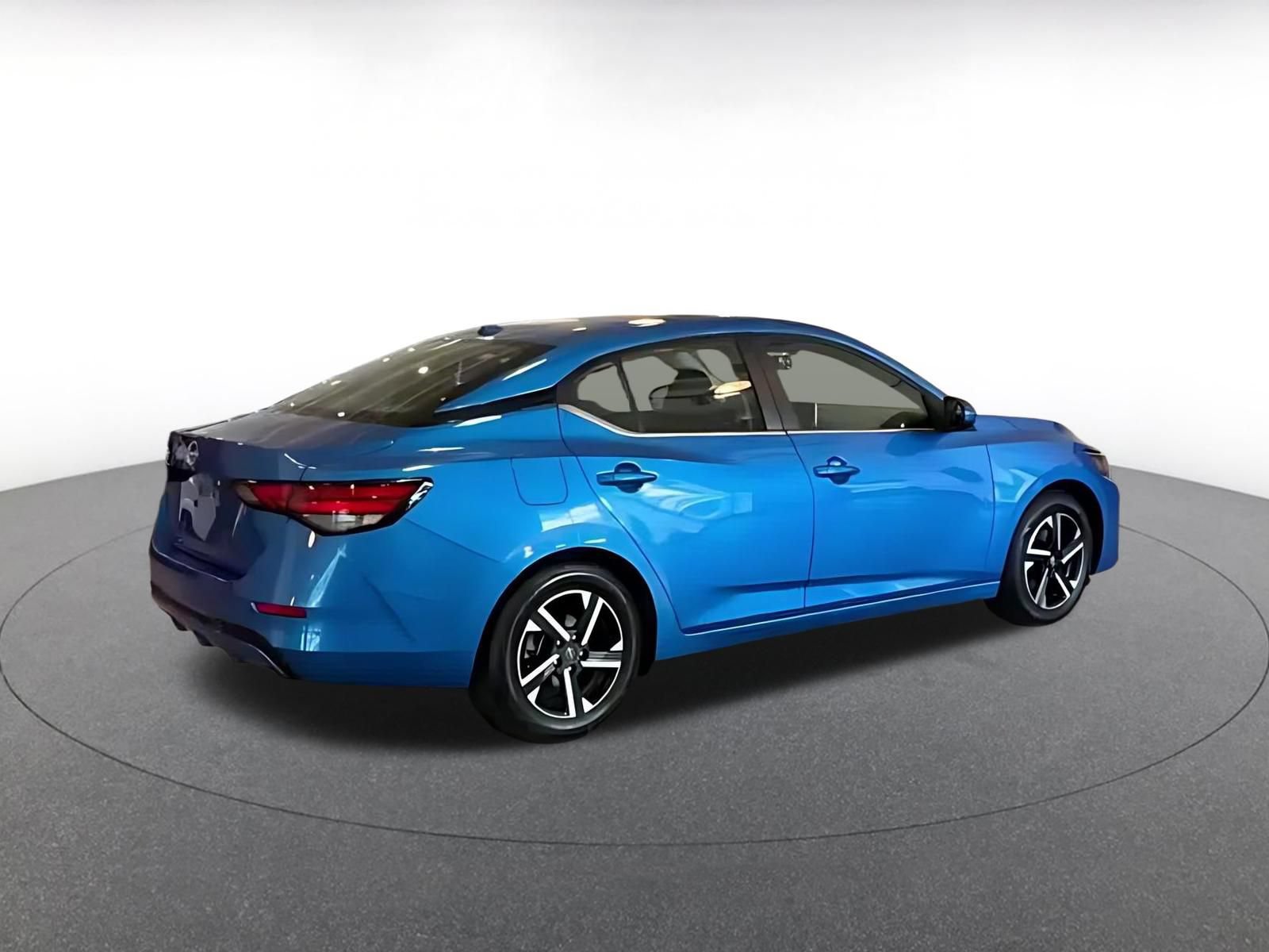 Thumbnail: 2025 Nissan Sentra - 14
