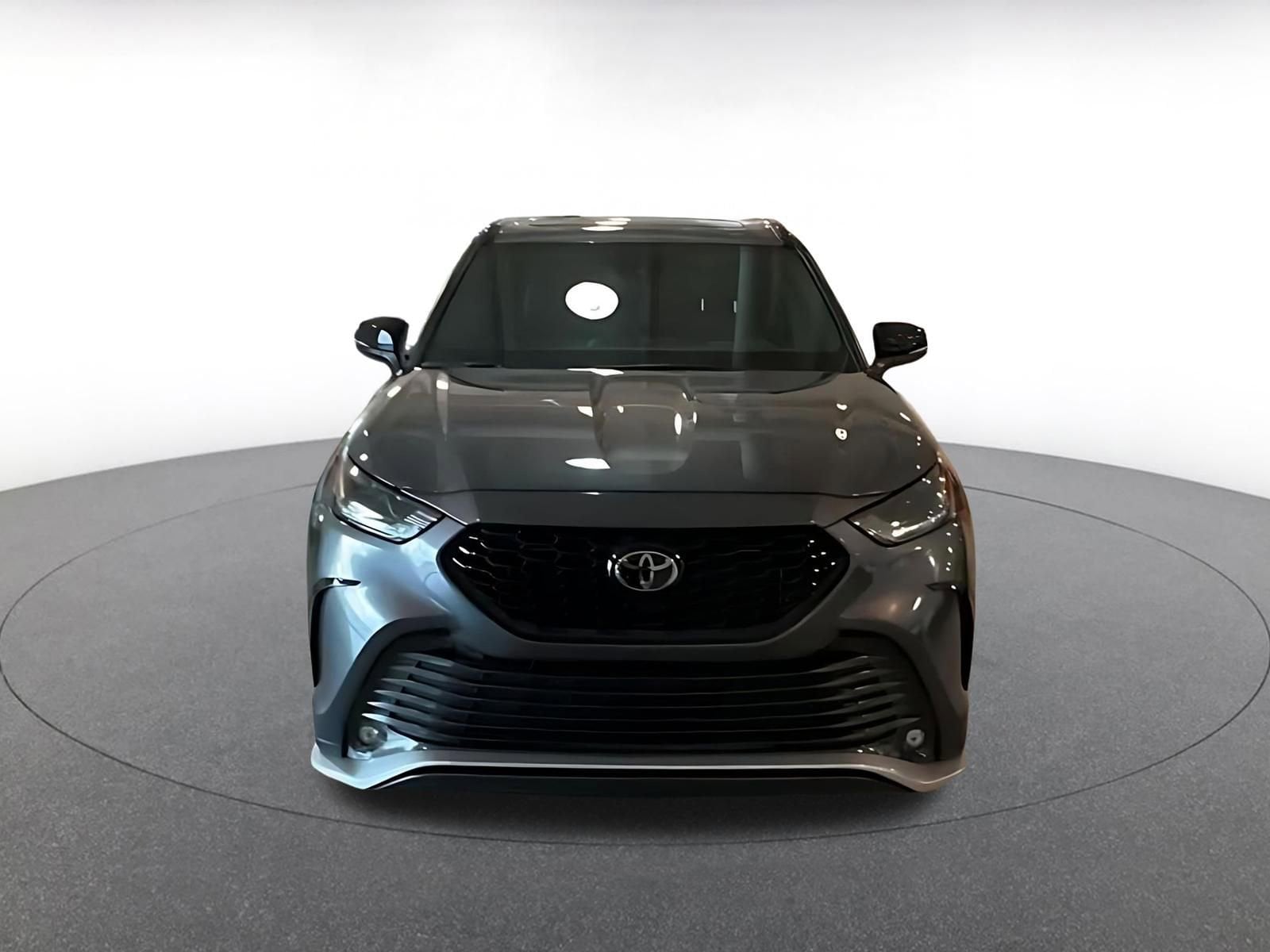 Thumbnail: 2025 Toyota Highlander - 4