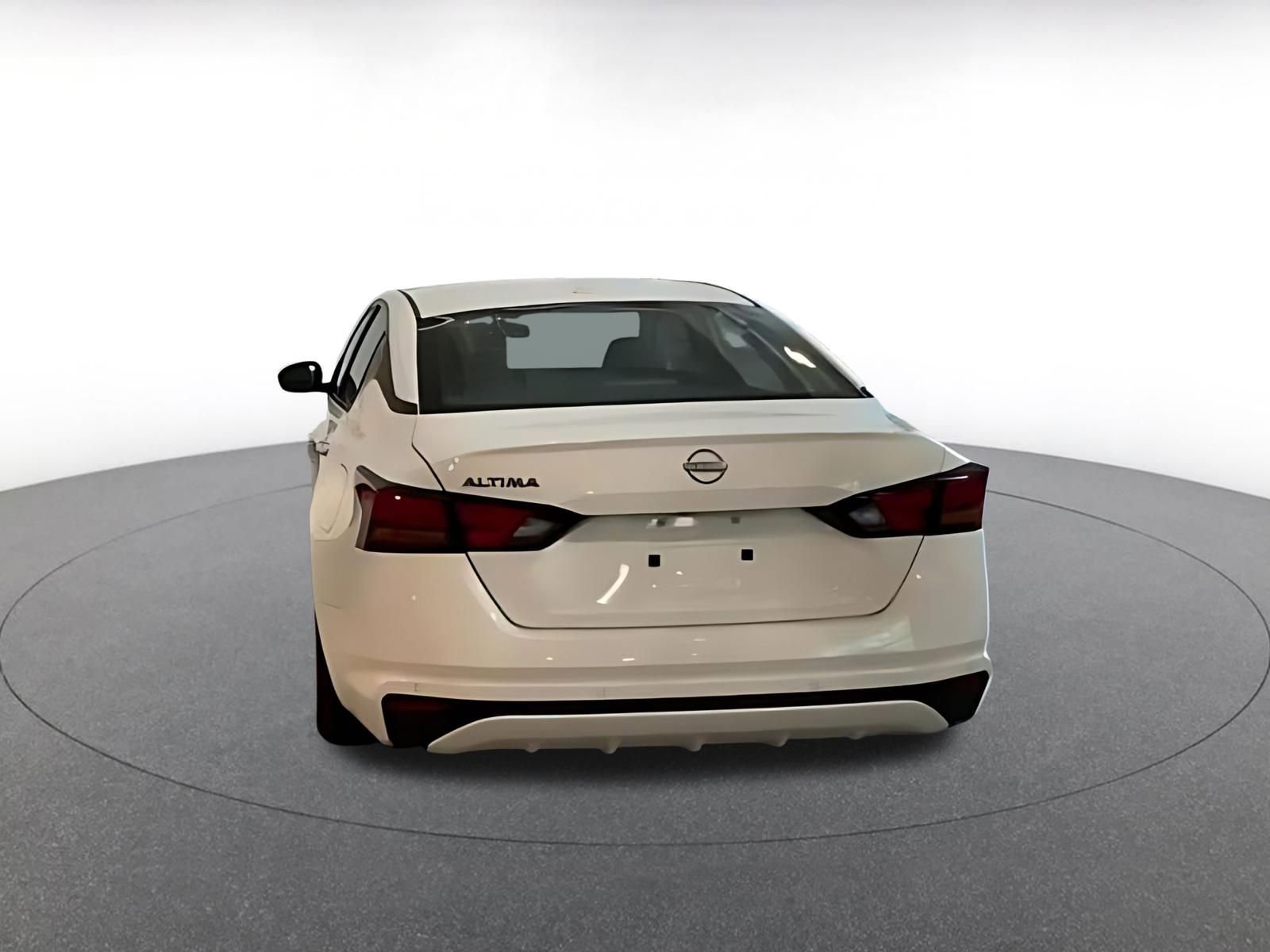 Thumbnail: 2025 Nissan Altima - 16