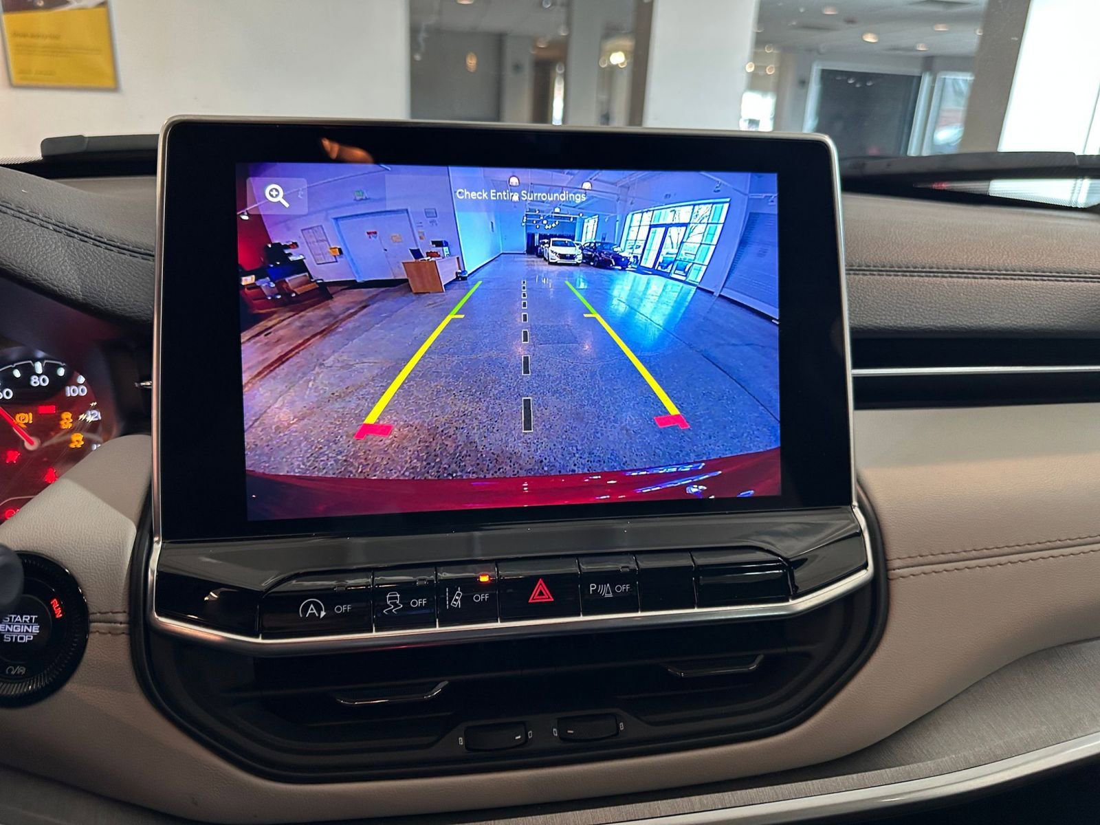 Thumbnail: 2025 Jeep Compass - 24