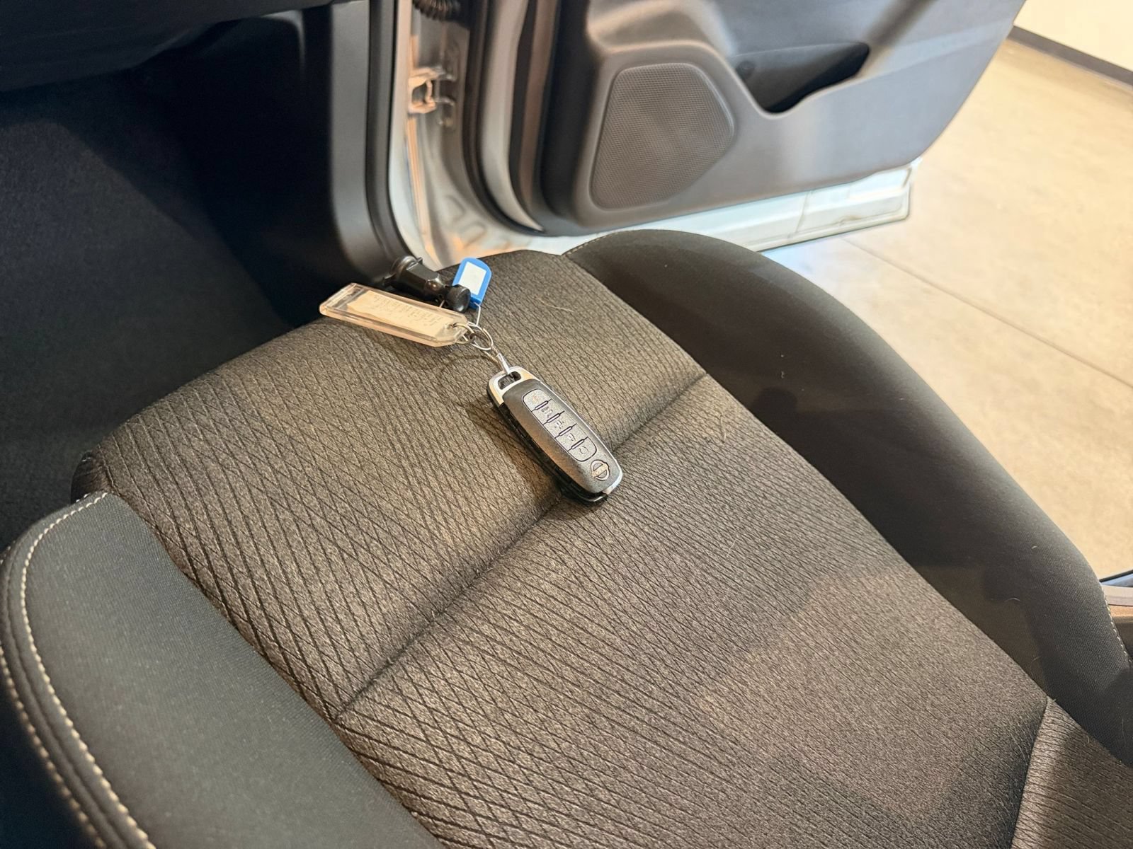 Thumbnail: 2025 Nissan Rogue - 20