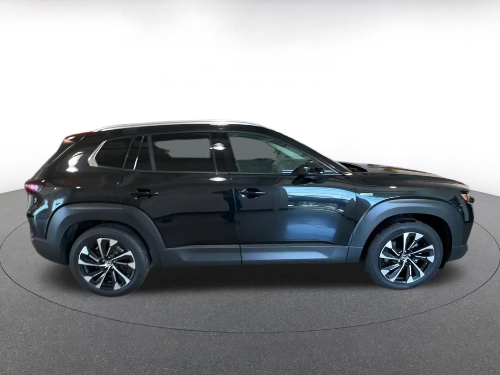 Thumbnail: 2025 Mazda CX-50 - 15