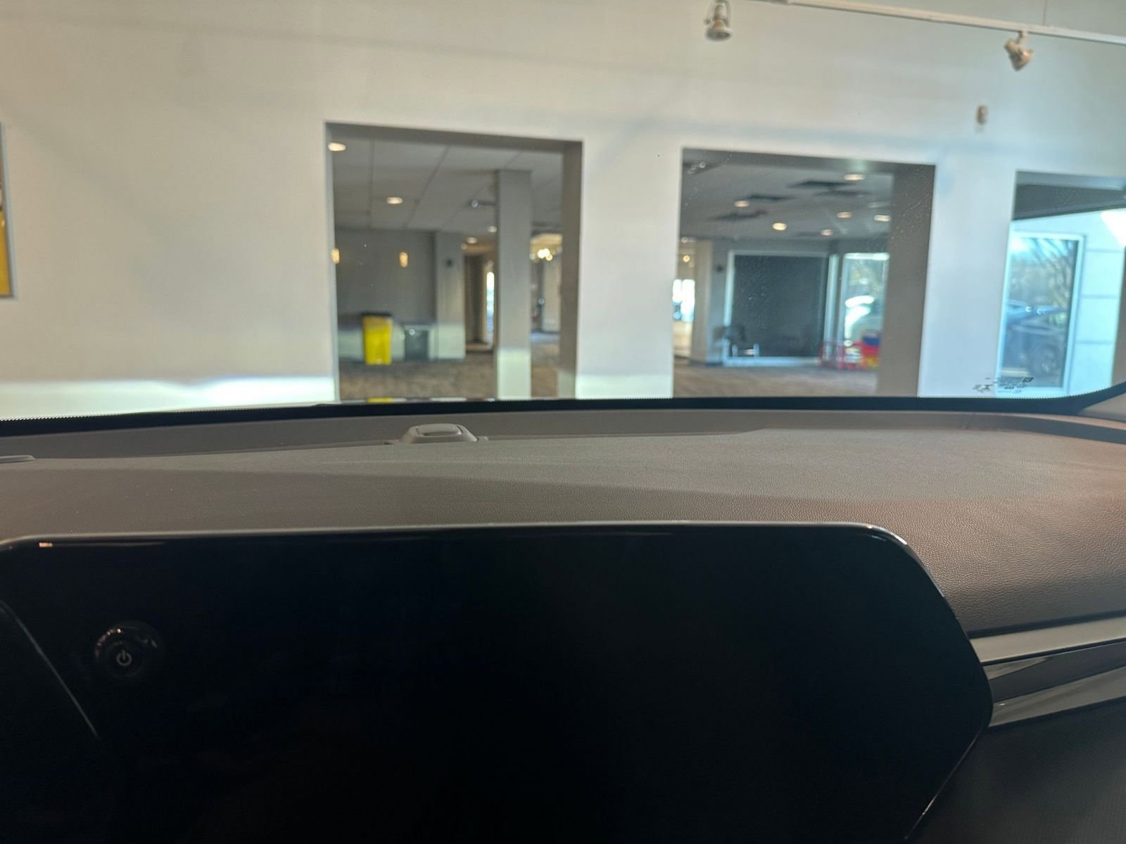 Thumbnail: 2025 Chevrolet TrailBlazer - 18