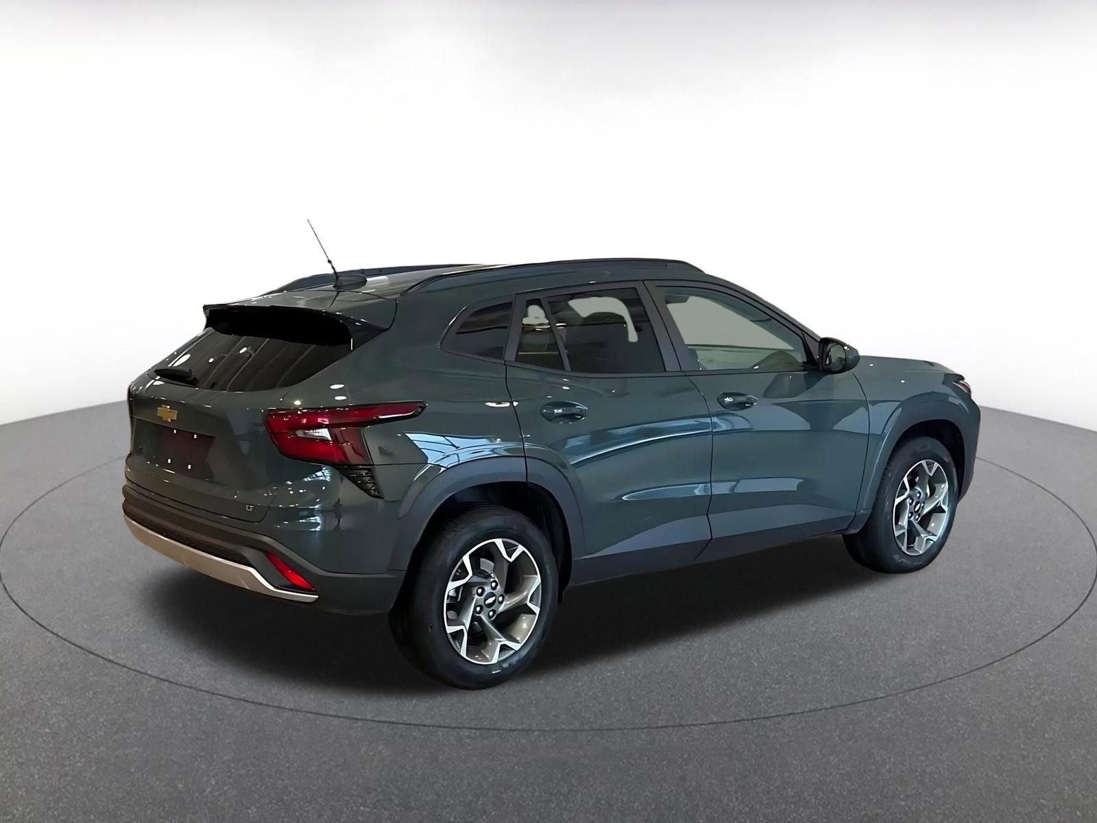 Thumbnail: 2025 Chevrolet Trax - 15