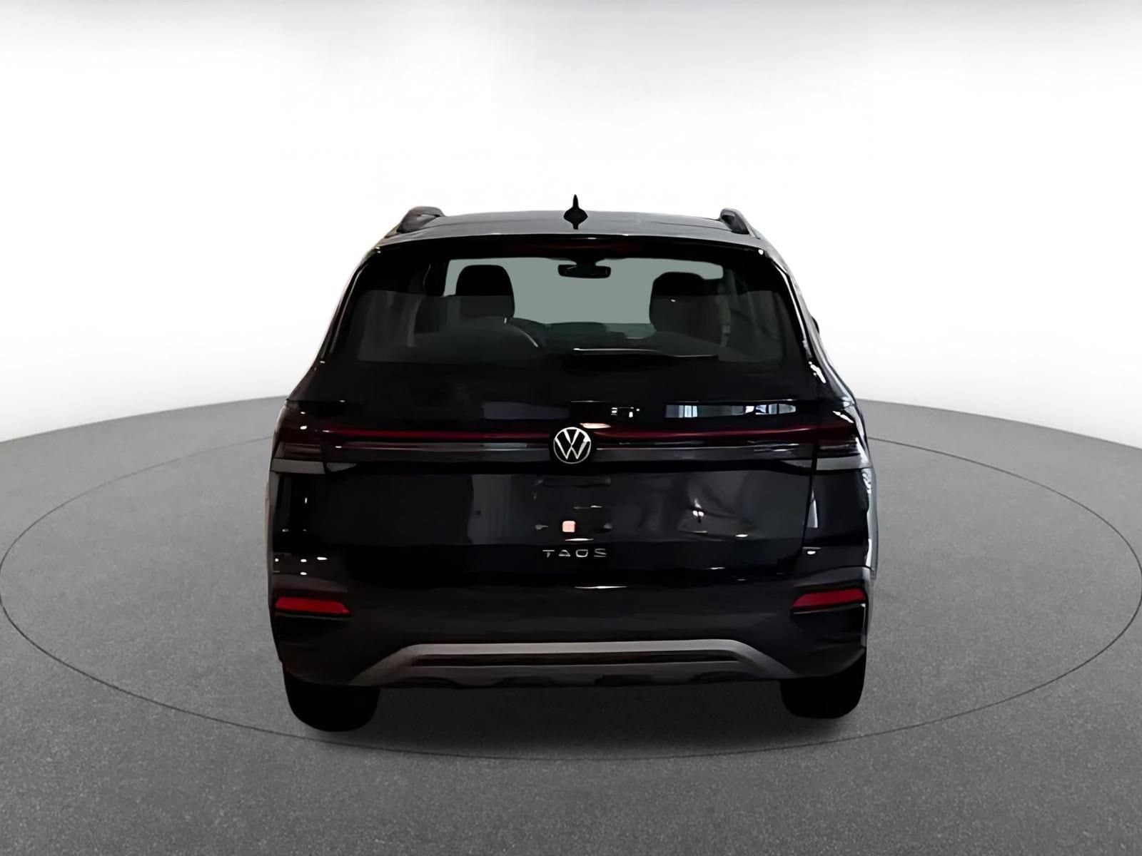Thumbnail: 2026 Volkswagen Taos - 8