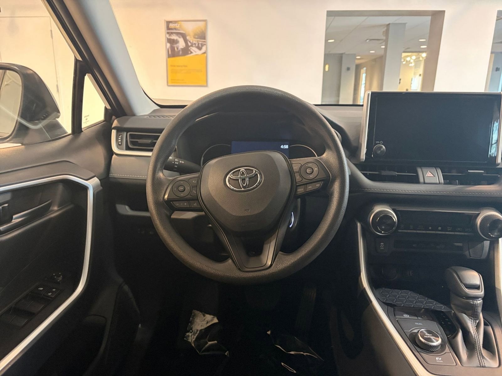 Thumbnail: 2025 Toyota RAV4 - 33