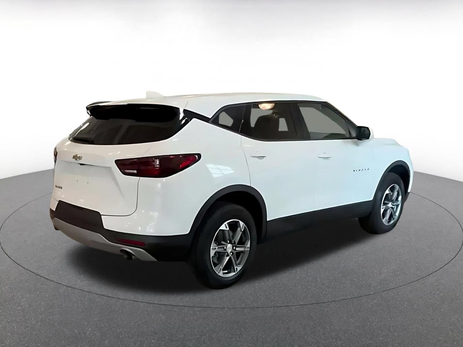 Thumbnail: 2026 Chevrolet Blazer - 14