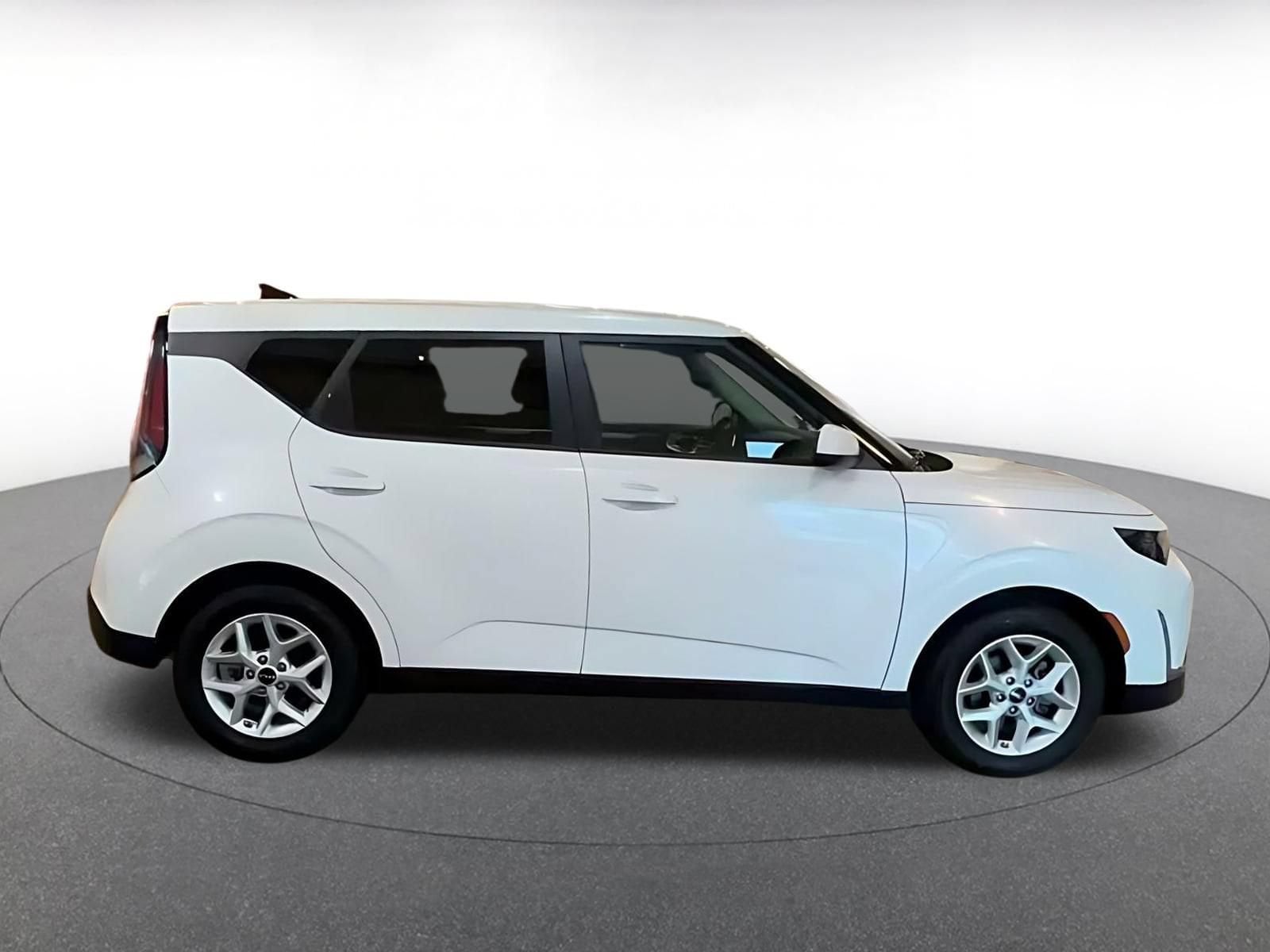 Thumbnail: 2025 Kia Soul - 12