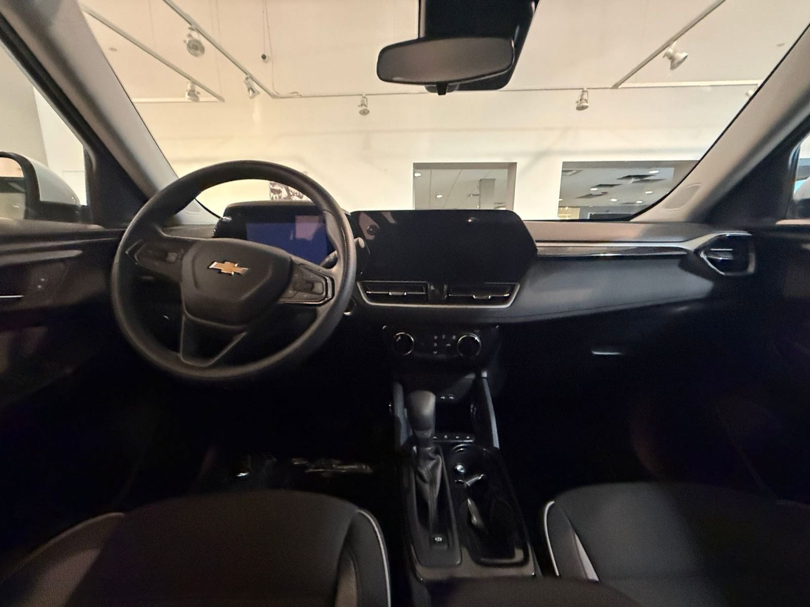 Thumbnail: 2025 Chevrolet TrailBlazer - 31