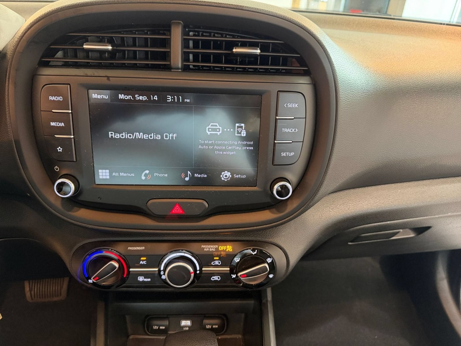 Thumbnail: 2025 Kia Soul - 16