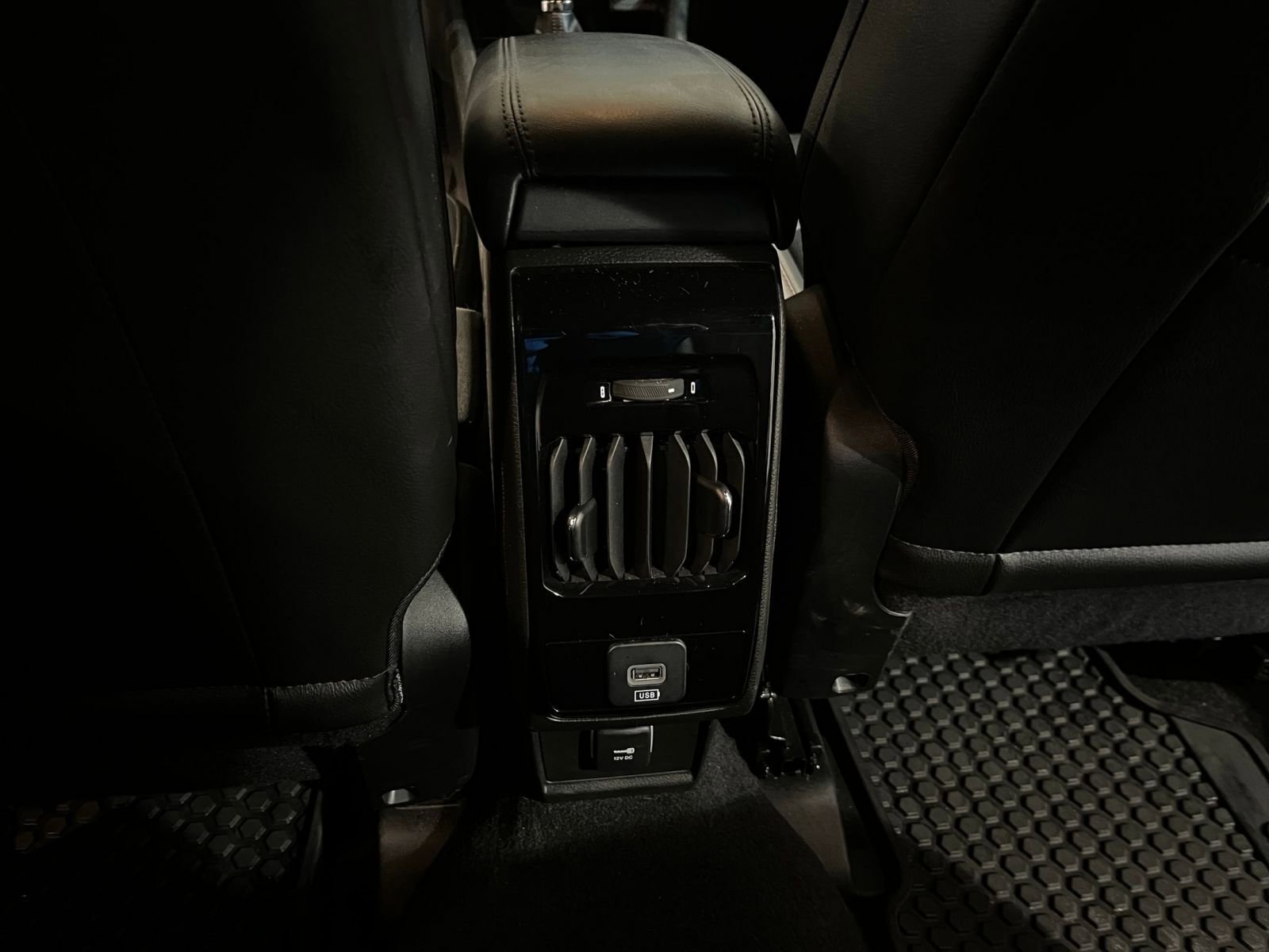 Thumbnail: 2025 Jeep Compass - 23