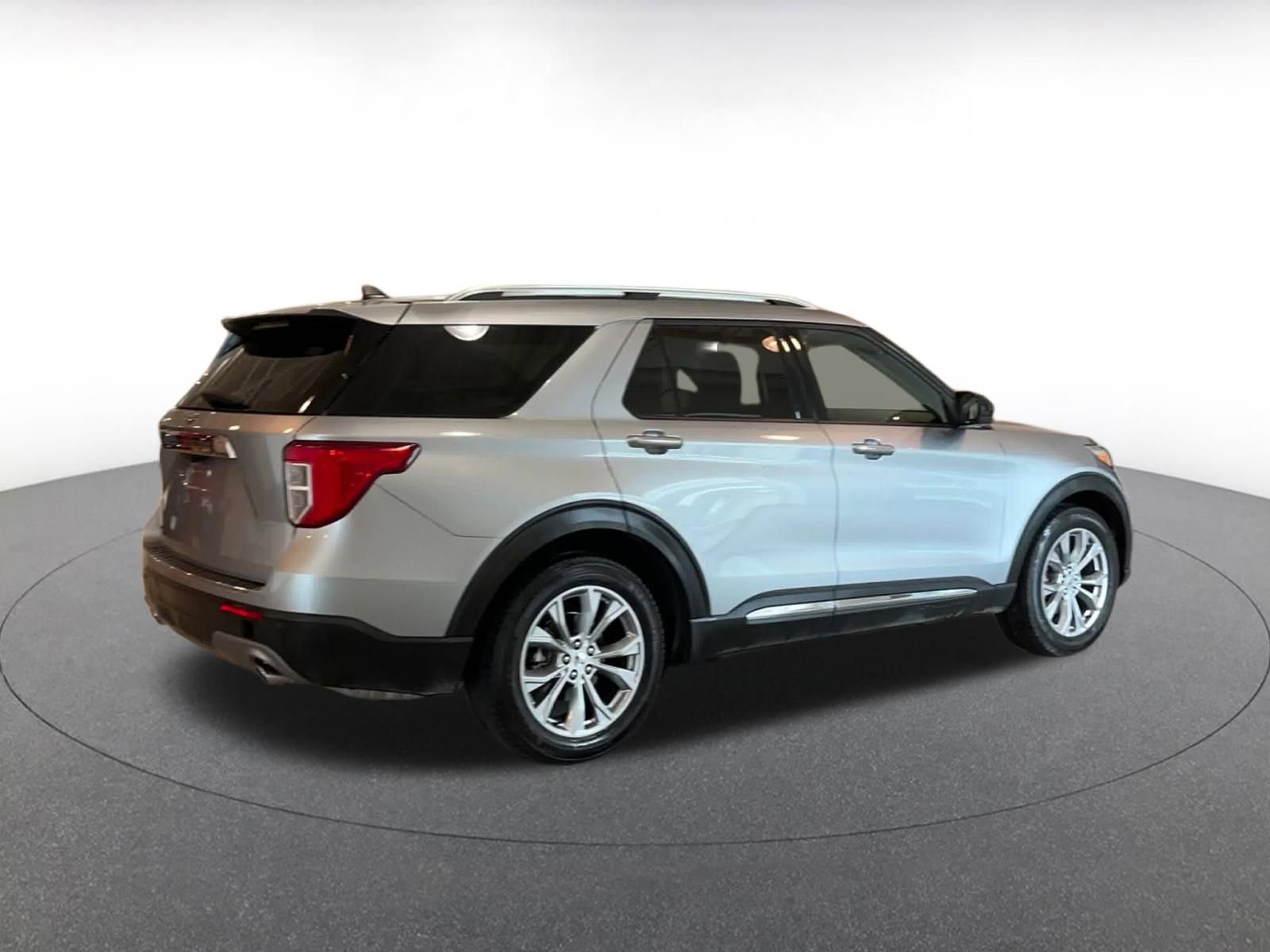 Thumbnail: 2024 Ford Explorer - 15