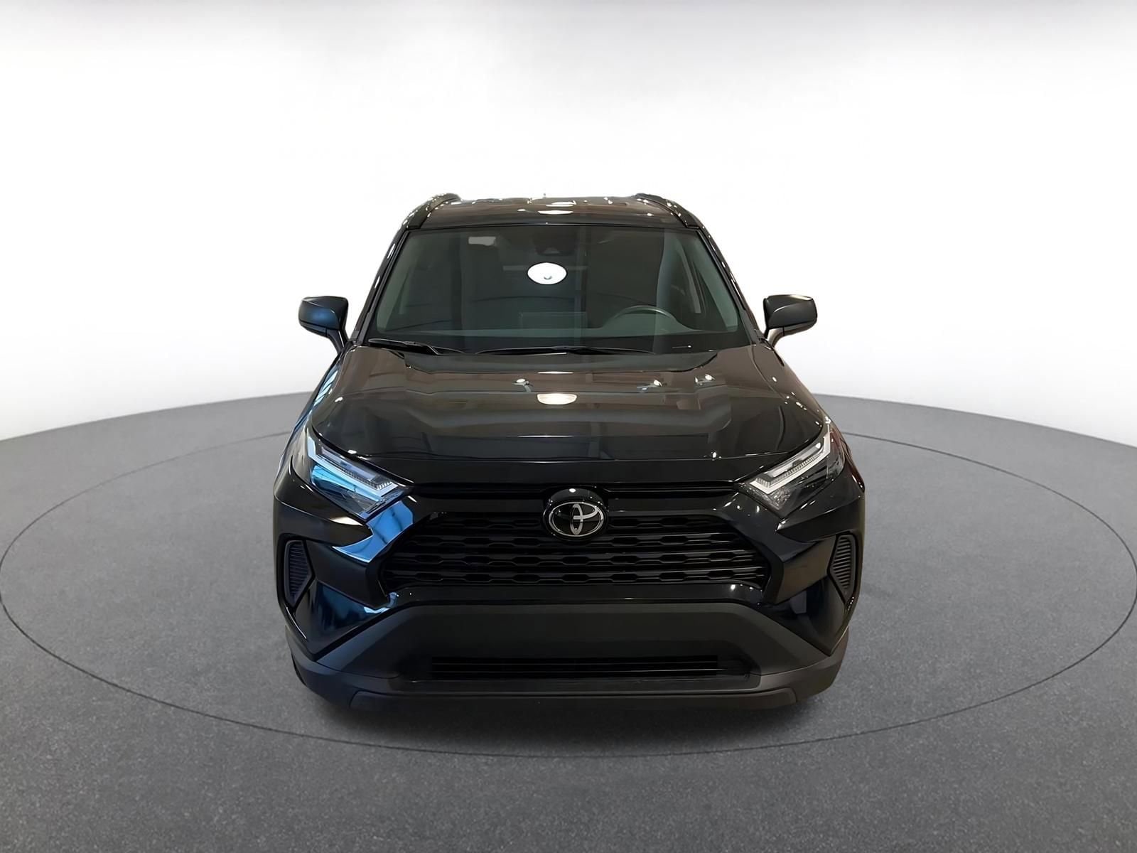 Thumbnail: 2025 Toyota RAV4 - 4