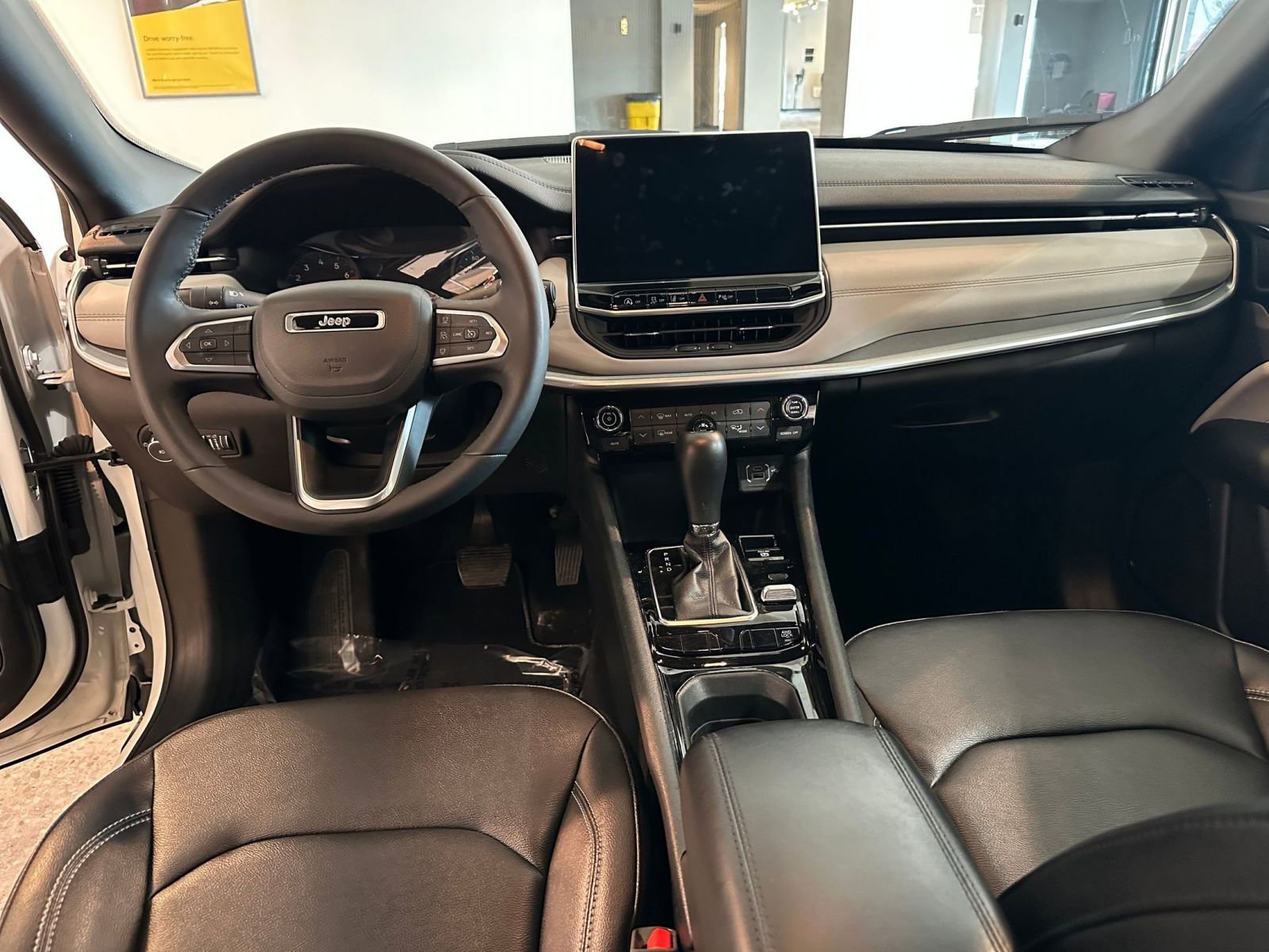 Thumbnail: 2025 Jeep Compass - 33