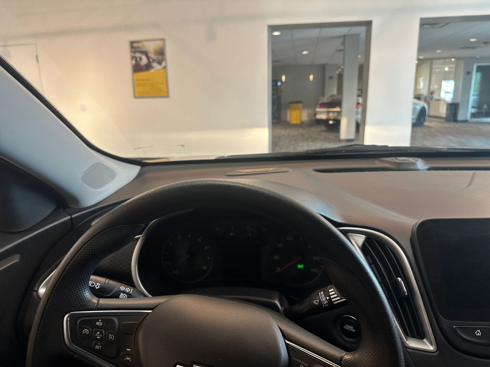 Thumbnail: 2024 Chevrolet Malibu - 34