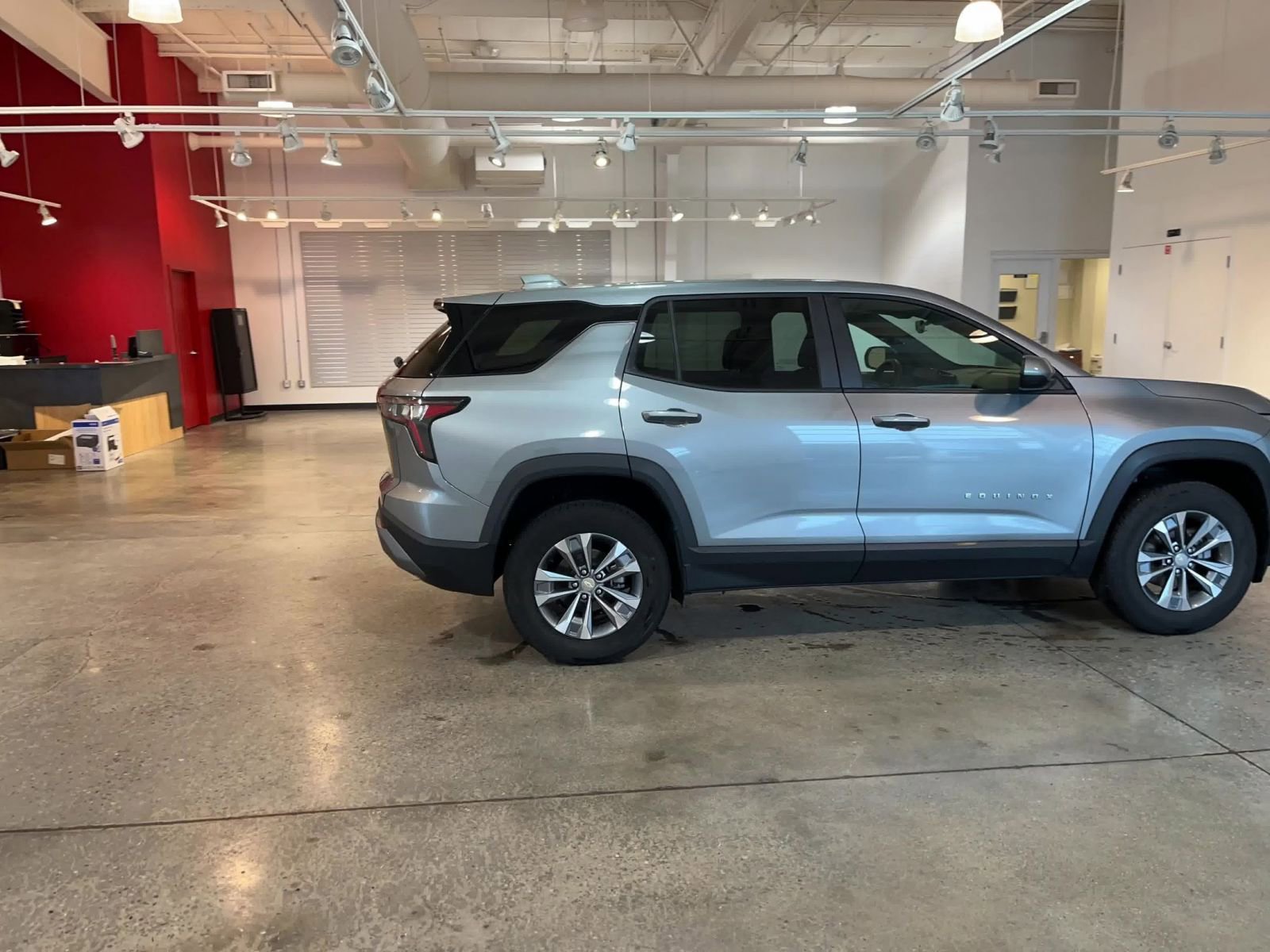 Thumbnail: 2025 Chevrolet Equinox - 16