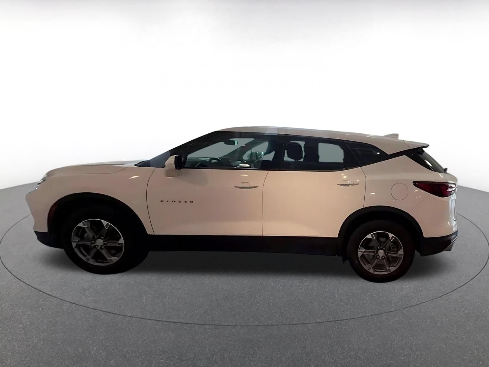 Thumbnail: 2025 Chevrolet Blazer - 9