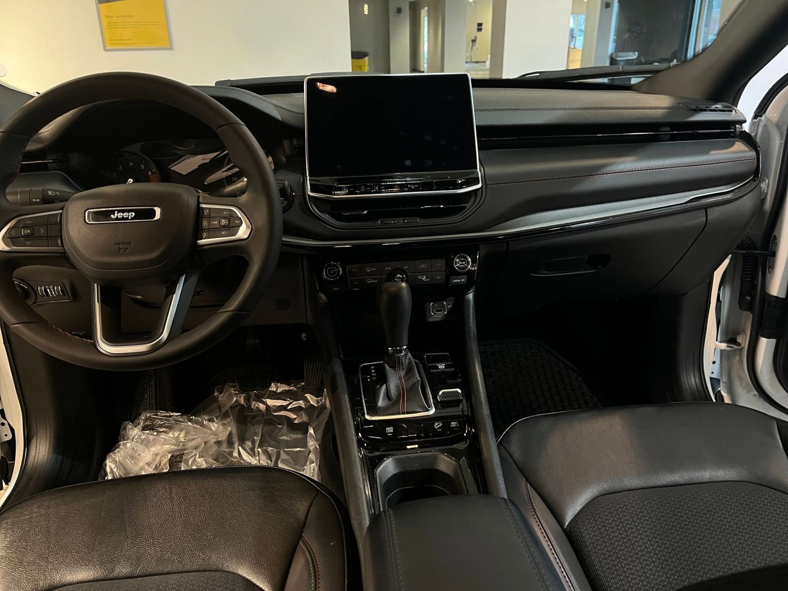 Thumbnail: 2025 Jeep Compass - 35